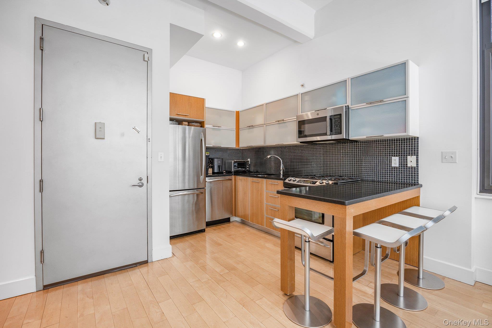 Condo S 1st  Brooklyn, NY 11211, MLS-976266-10