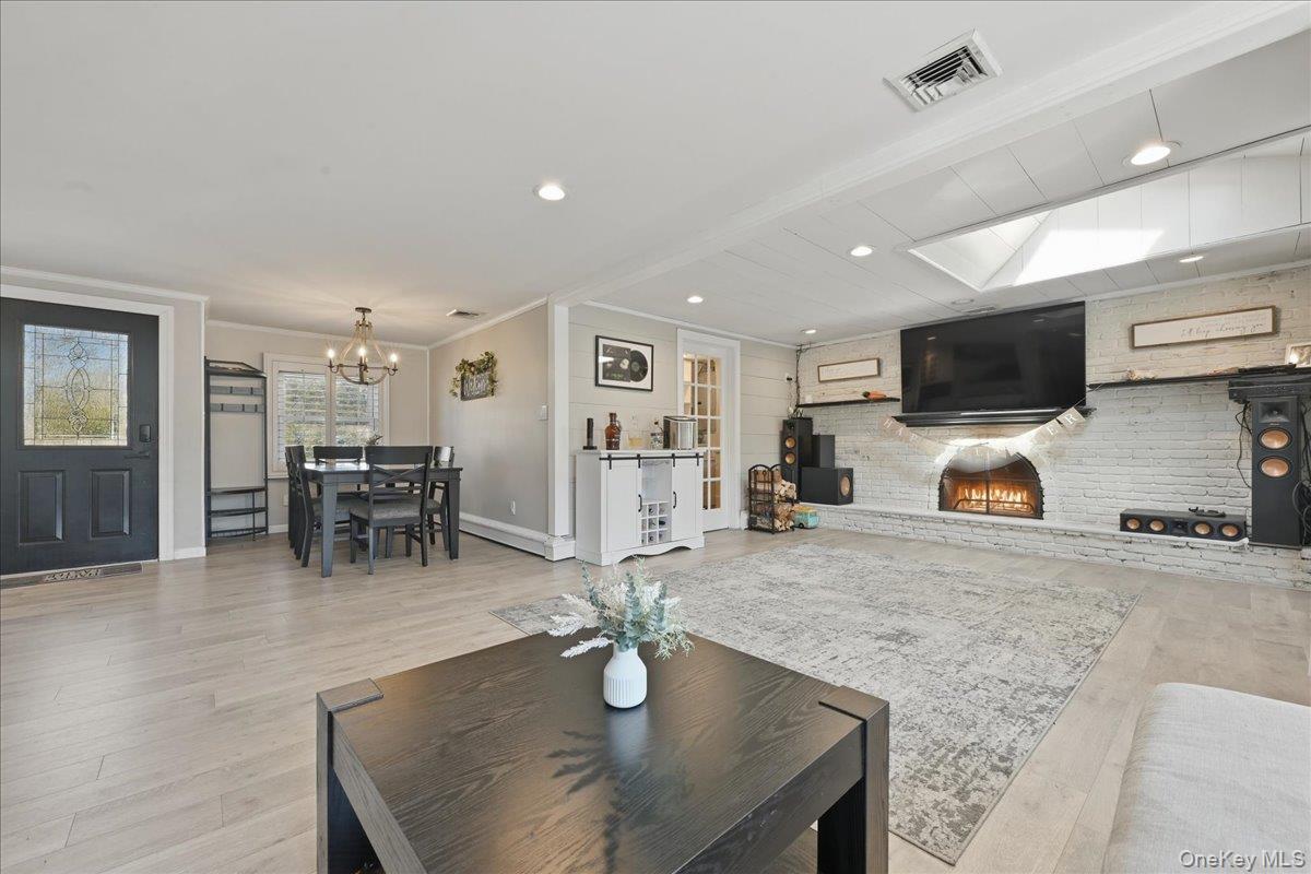 Single Family Sipp  Suffolk County, NY 11763, MLS-976284-10