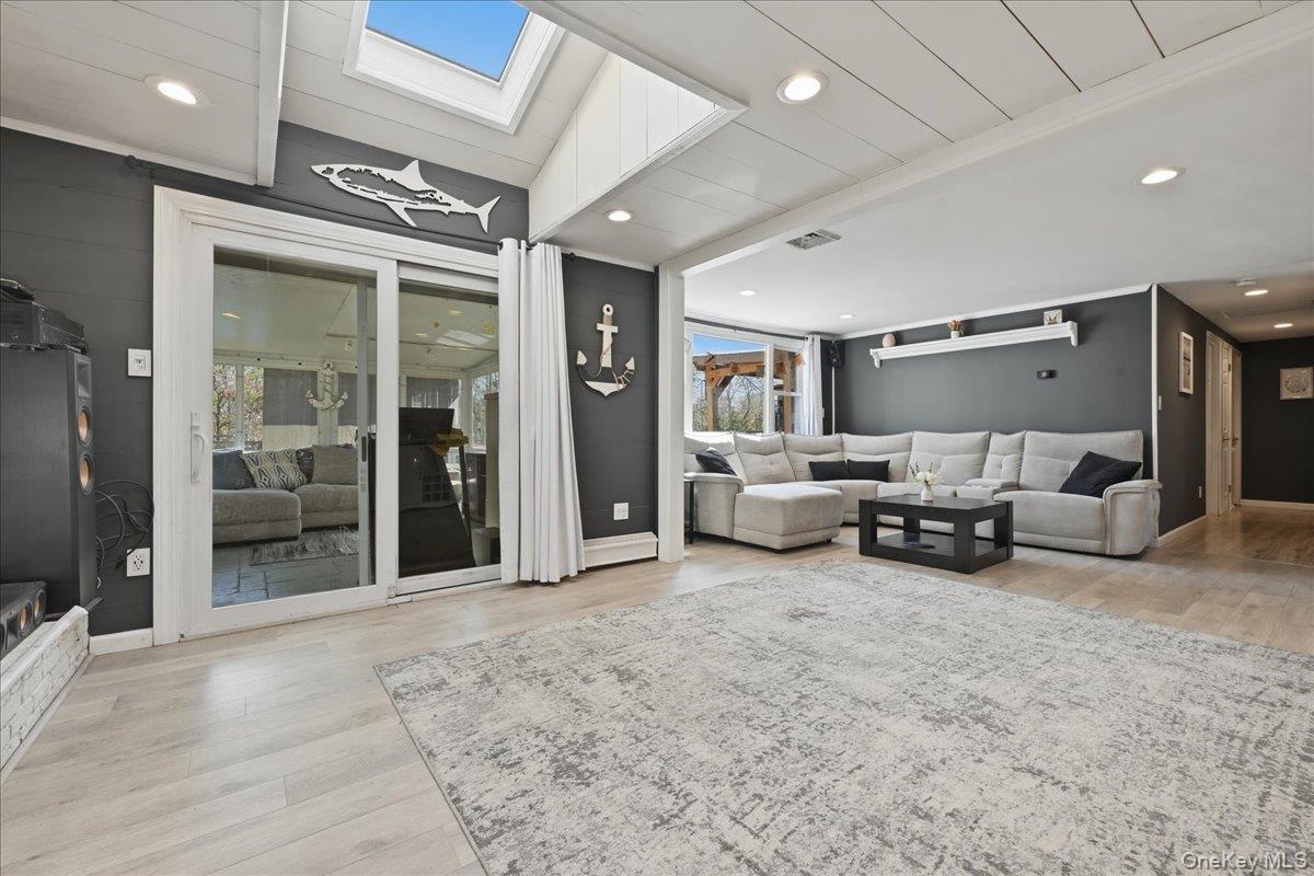 Single Family Sipp  Suffolk County, NY 11763, MLS-976284-13