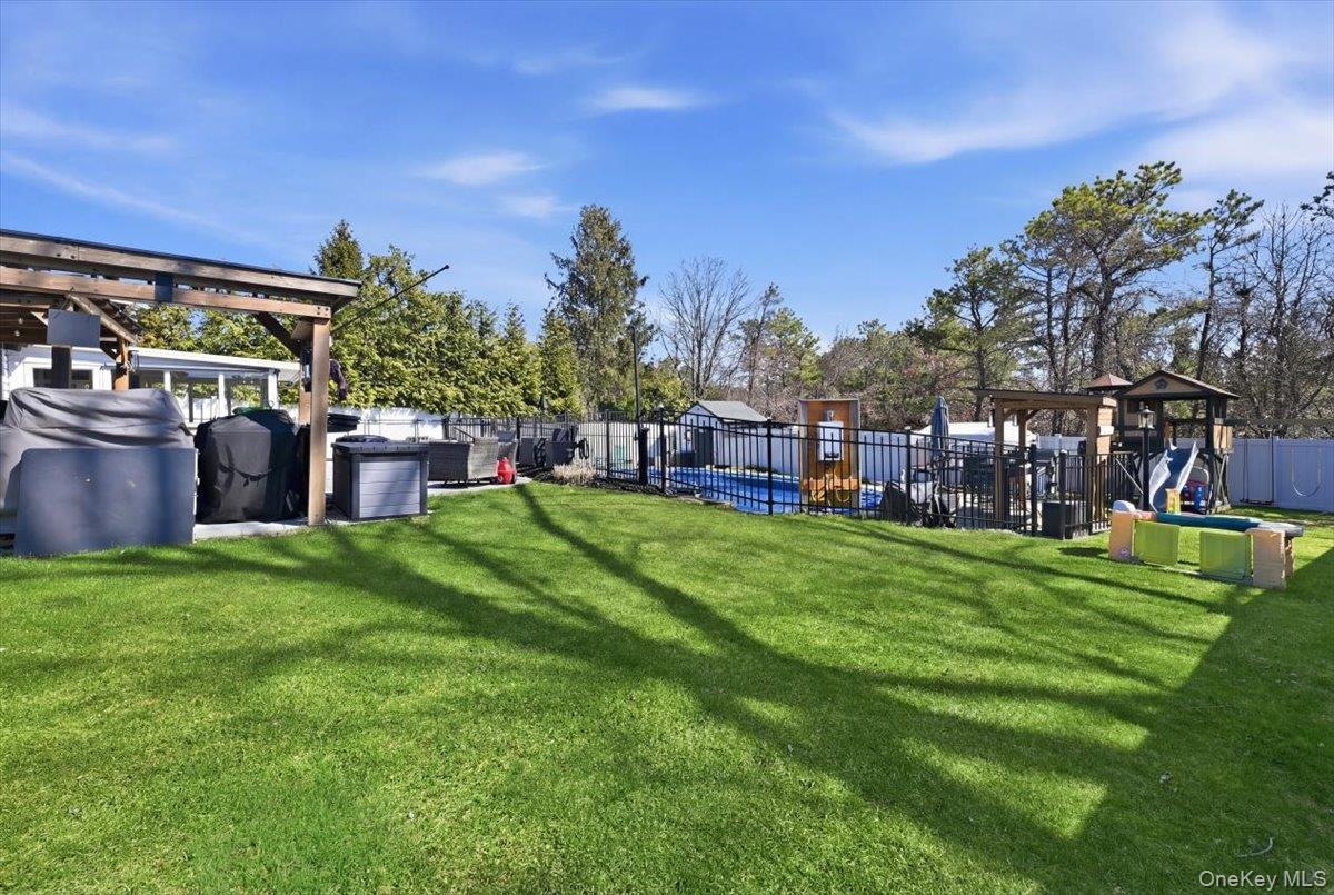 Single Family Sipp  Suffolk County, NY 11763, MLS-976284-26