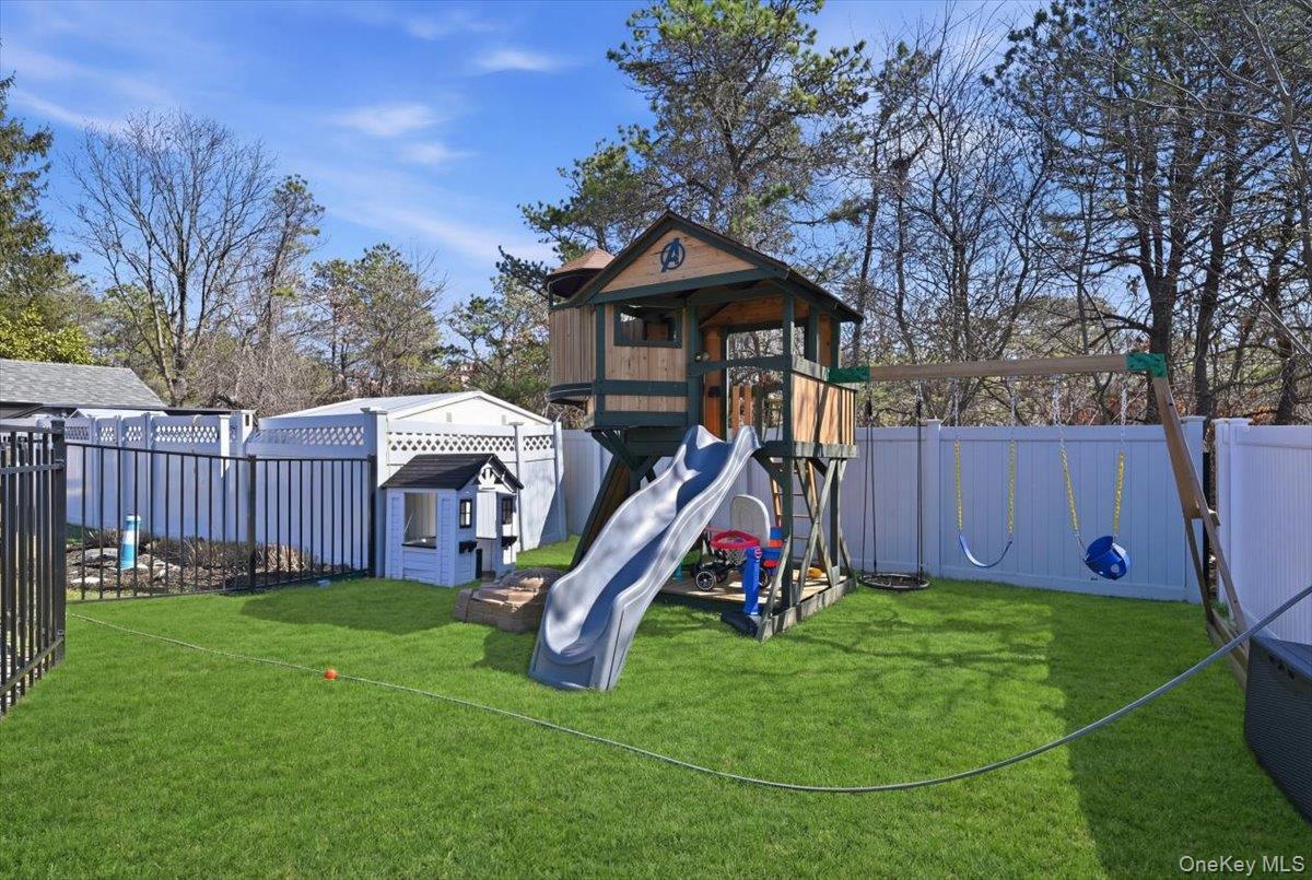 Single Family Sipp  Suffolk County, NY 11763, MLS-976284-28