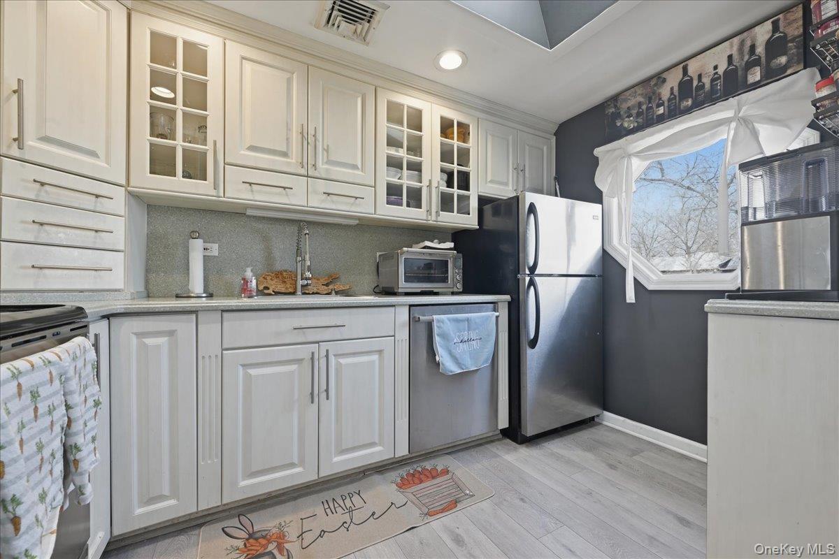 Single Family Sipp  Suffolk County, NY 11763, MLS-976284-9