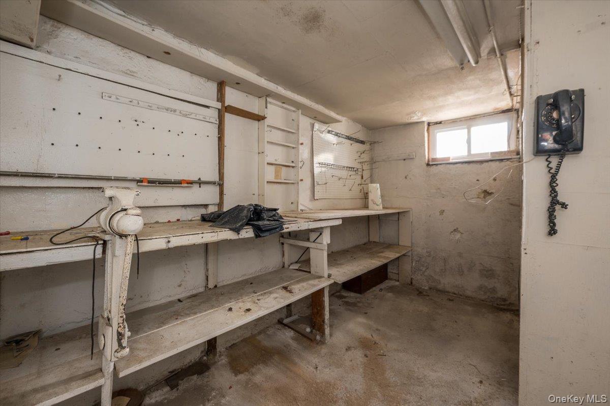 Single Family Miles Bronx, NY 10465, MLS-976285-17