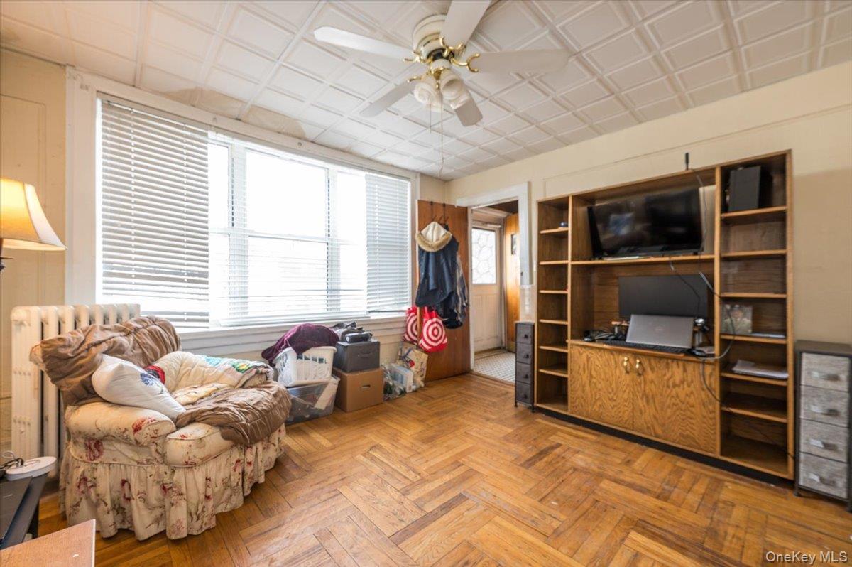 Single Family Miles Bronx, NY 10465, MLS-976285-3