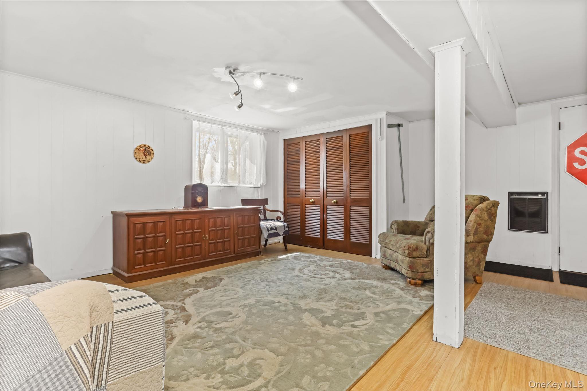 Single Family Glen  Westchester County, NY 10590, MLS-976294-38