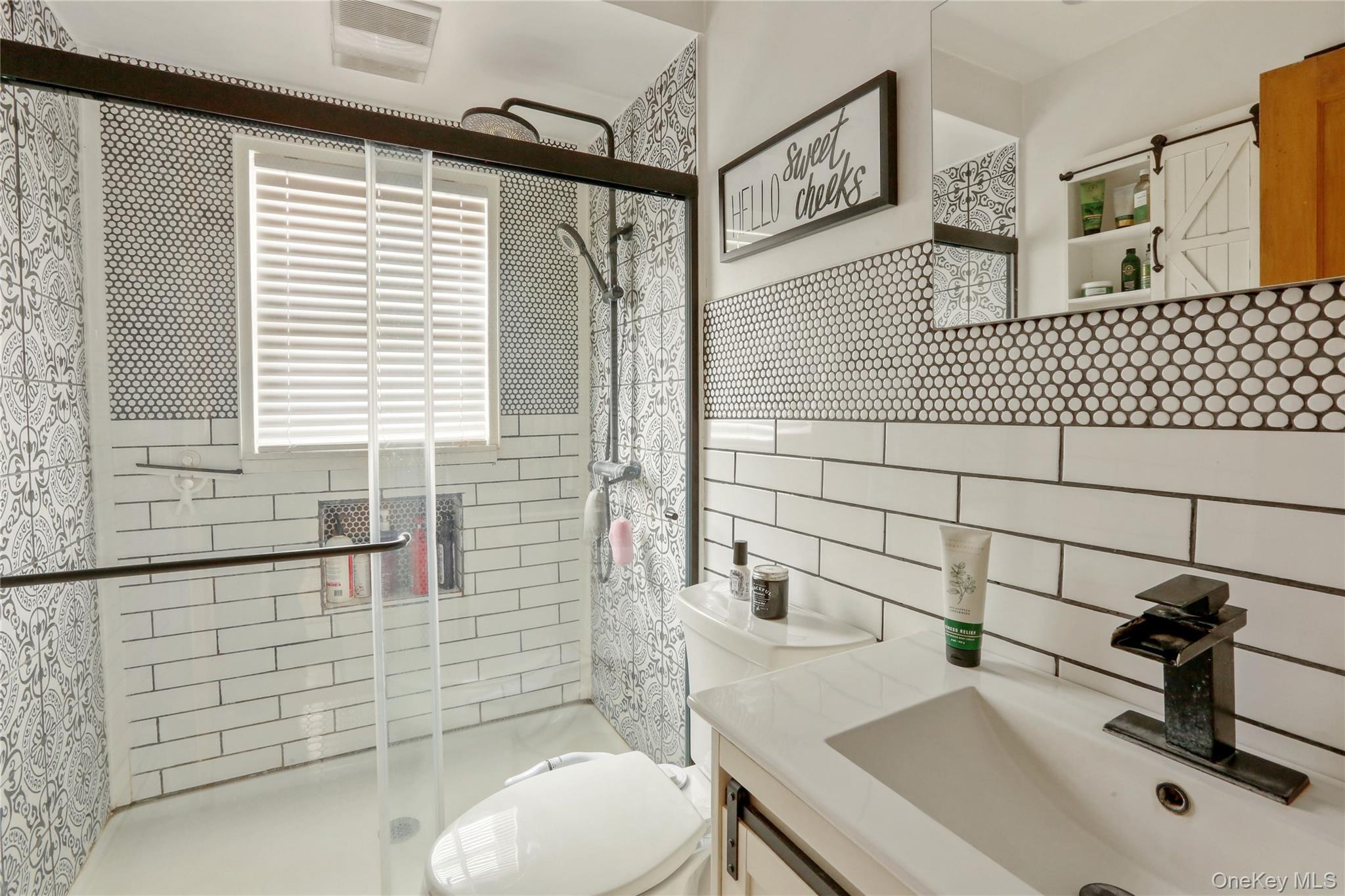 Single Family Hillside  Dutchess County, NY 12590, MLS-976339-12