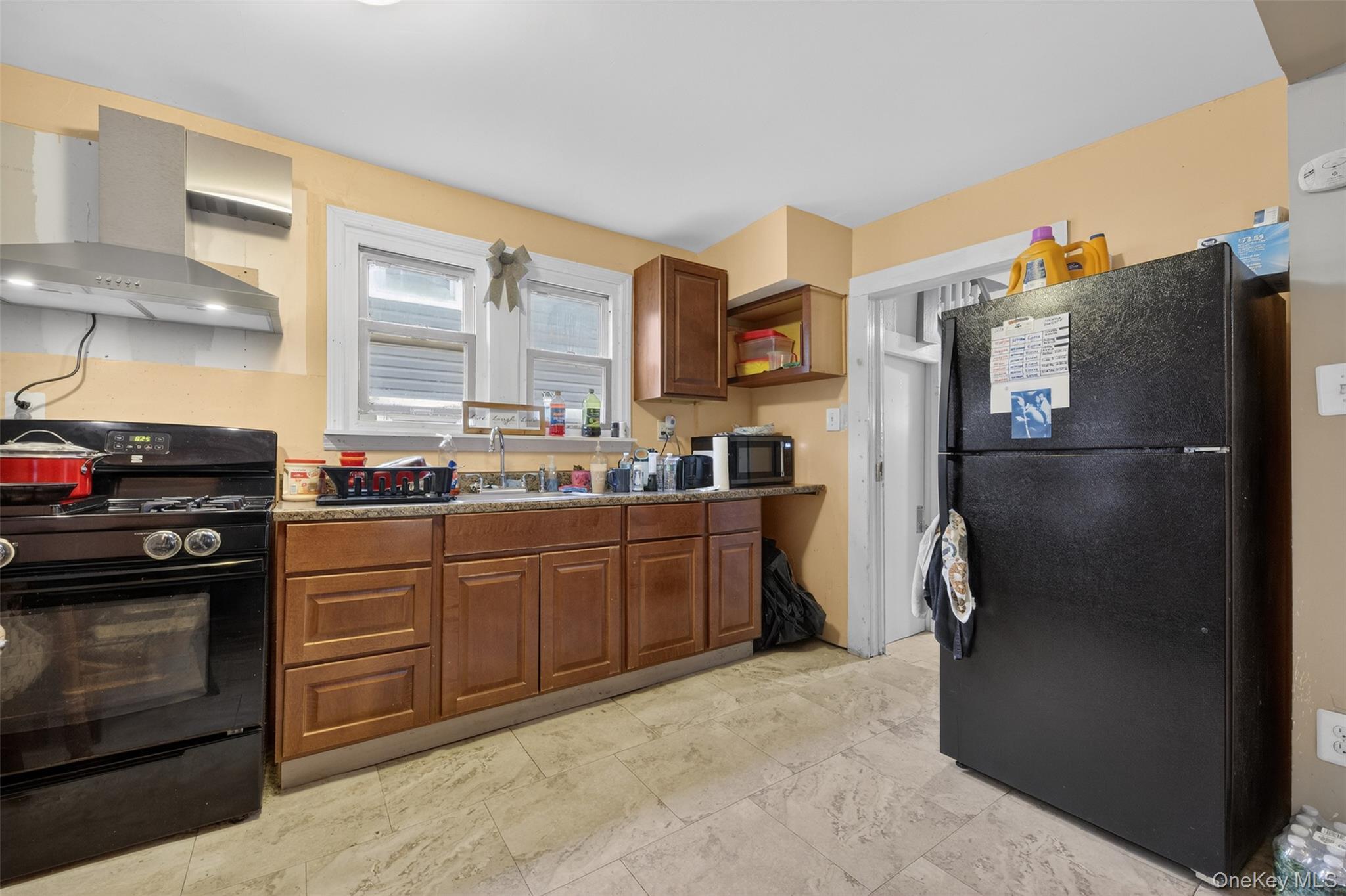 Single Family Old Bay  Westchester County, NY 10566, MLS-976344-10