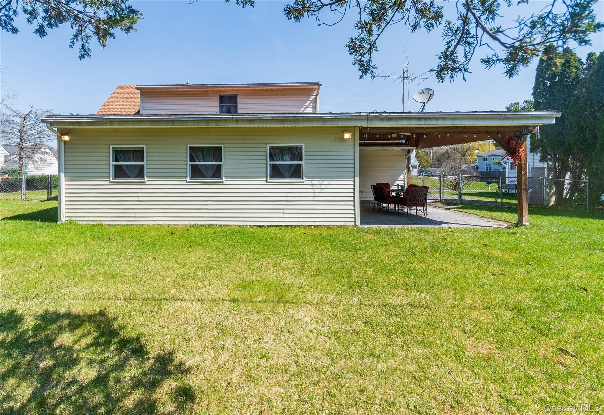 Single Family Vestal Hills  Ulster County, NY 12401, MLS-976355-18