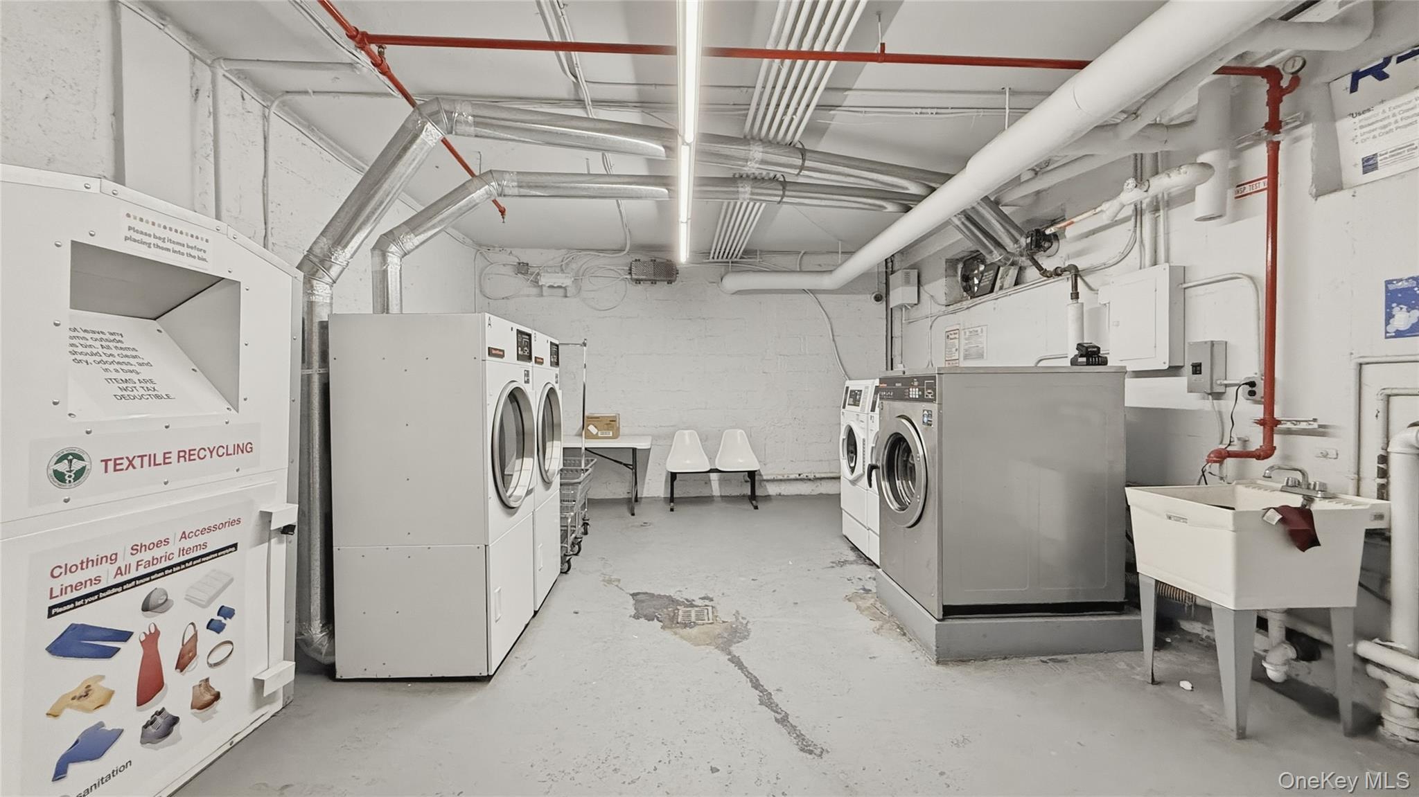 Apartment Broadway  Manhattan, NY 10040, MLS-976362-15