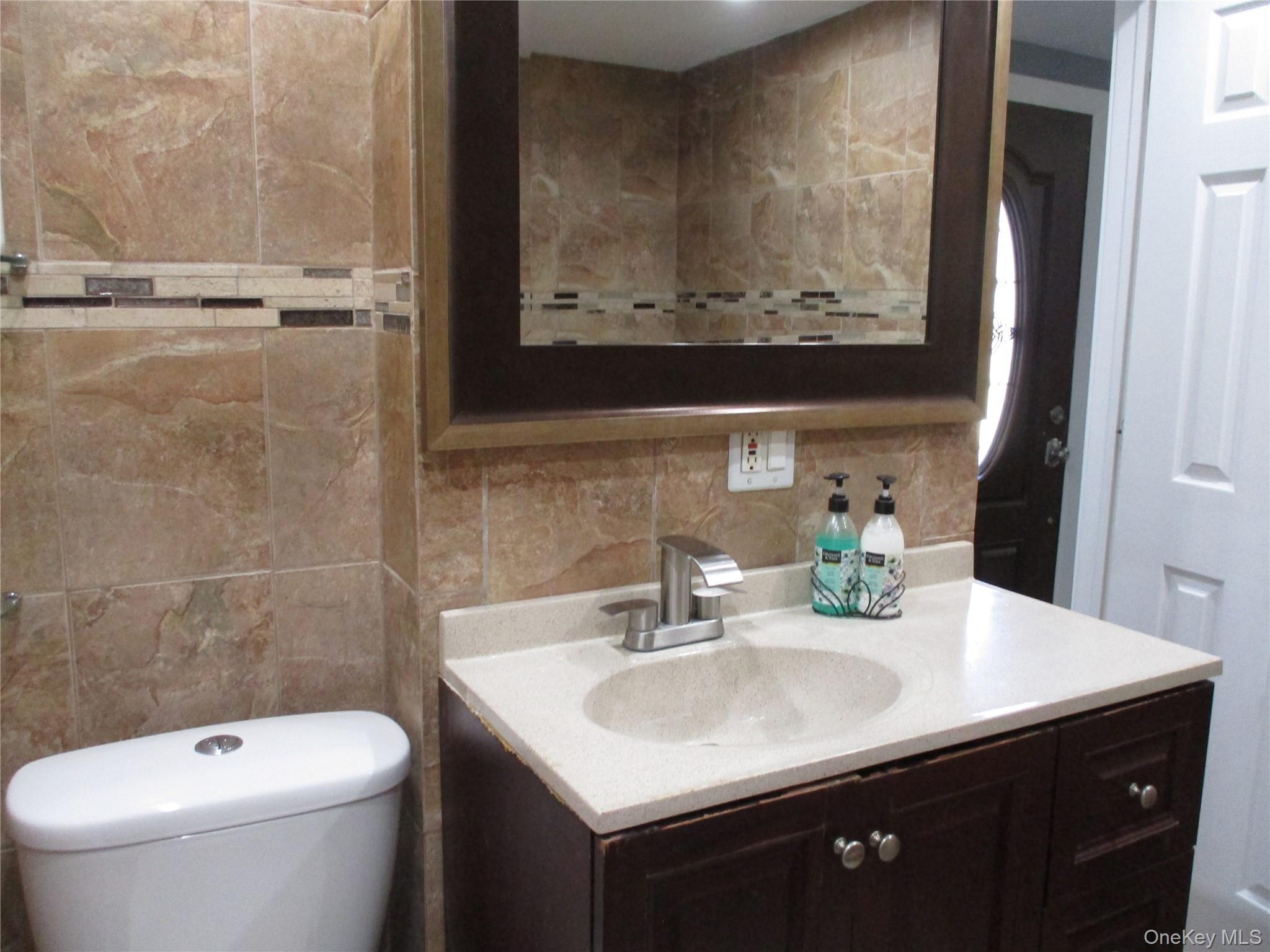 Single Family Split Cedar  Suffolk County, NY 11749, MLS-976368-24