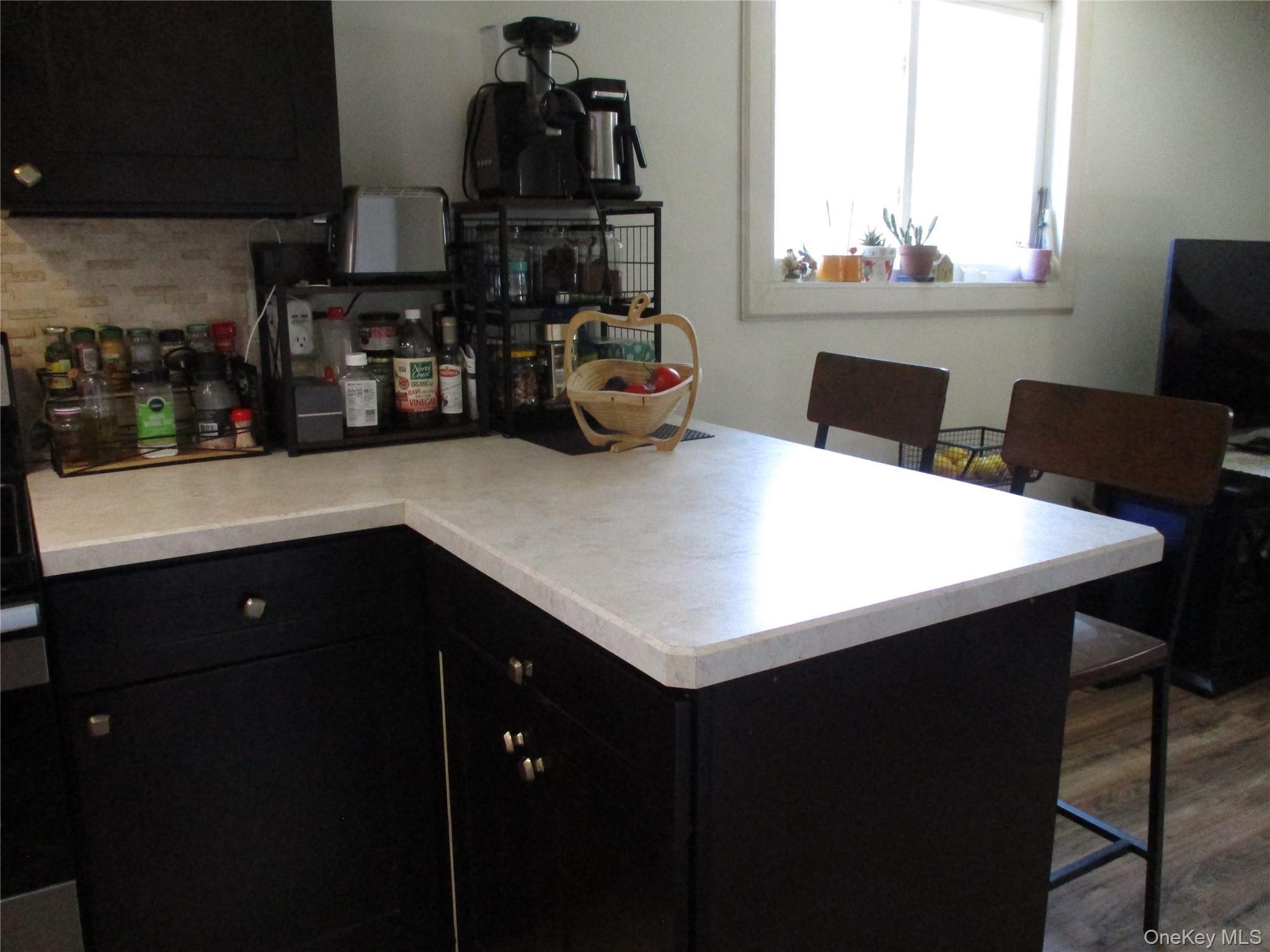 Single Family Split Cedar  Suffolk County, NY 11749, MLS-976368-30