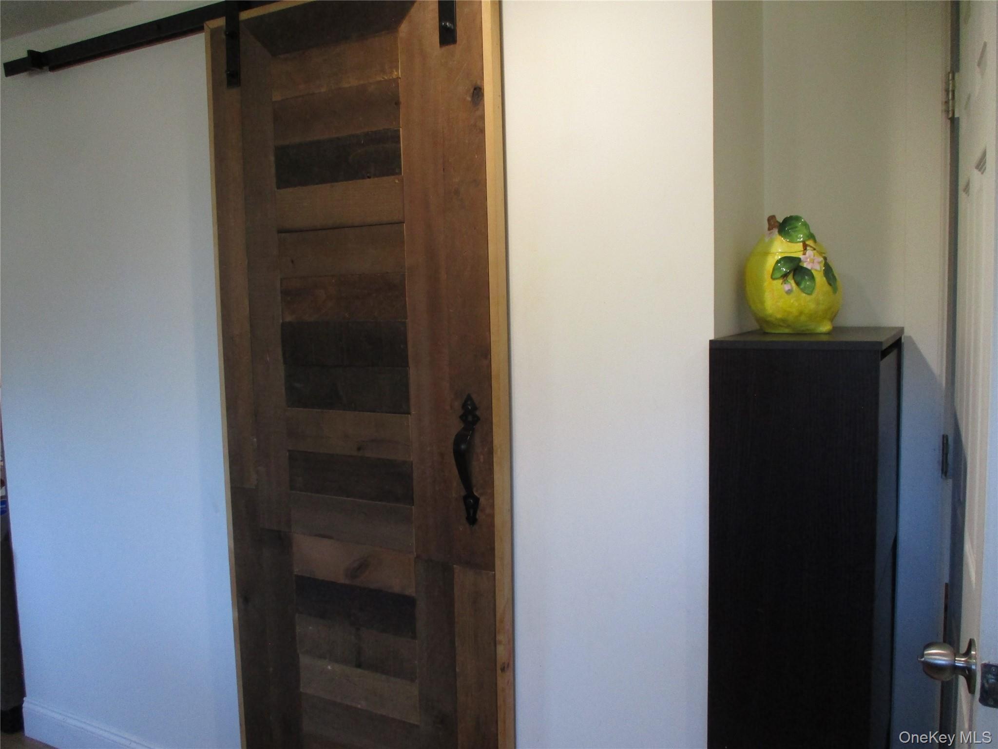 Single Family Split Cedar  Suffolk County, NY 11749, MLS-976368-33