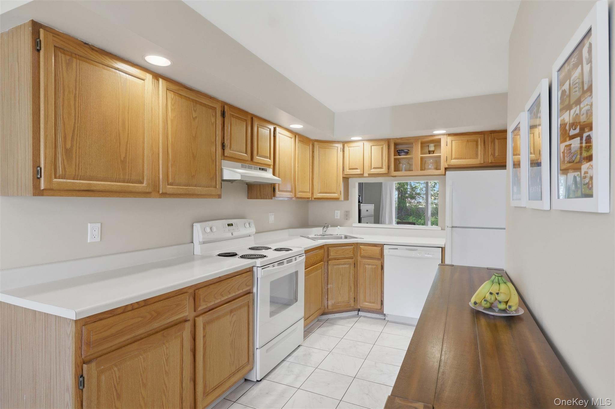 Condo Spruce Ridge  Dutchess County, NY 12524, MLS-976392-10