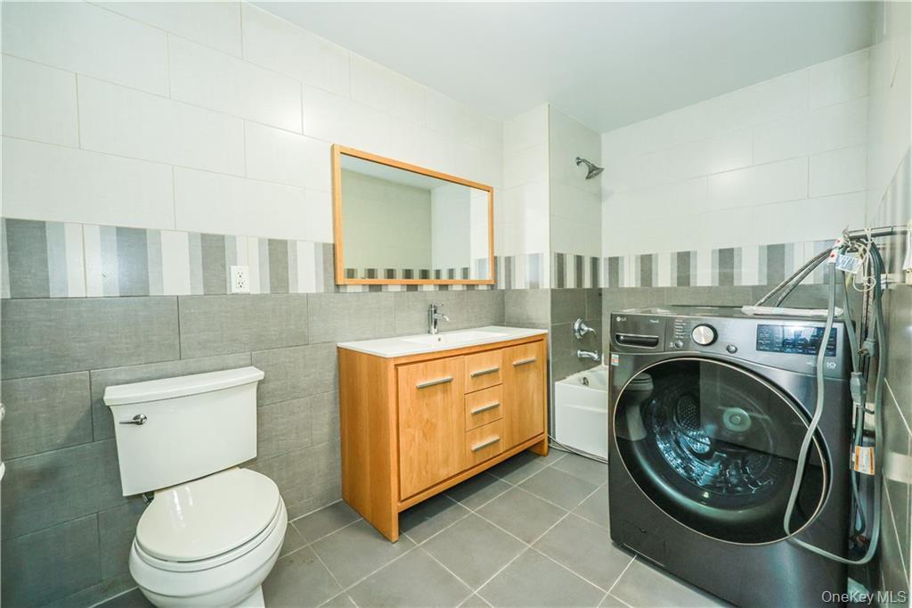 Condo Voorhies  Brooklyn, NY 11235, MLS-976393-18