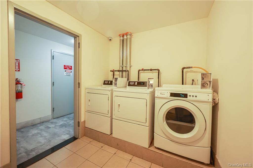 Condo Voorhies  Brooklyn, NY 11235, MLS-976393-19