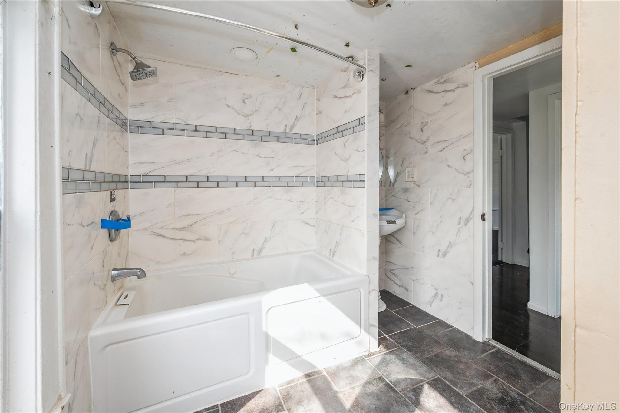 Single Family Church Nassau County, NY 11510, MLS-976432-19