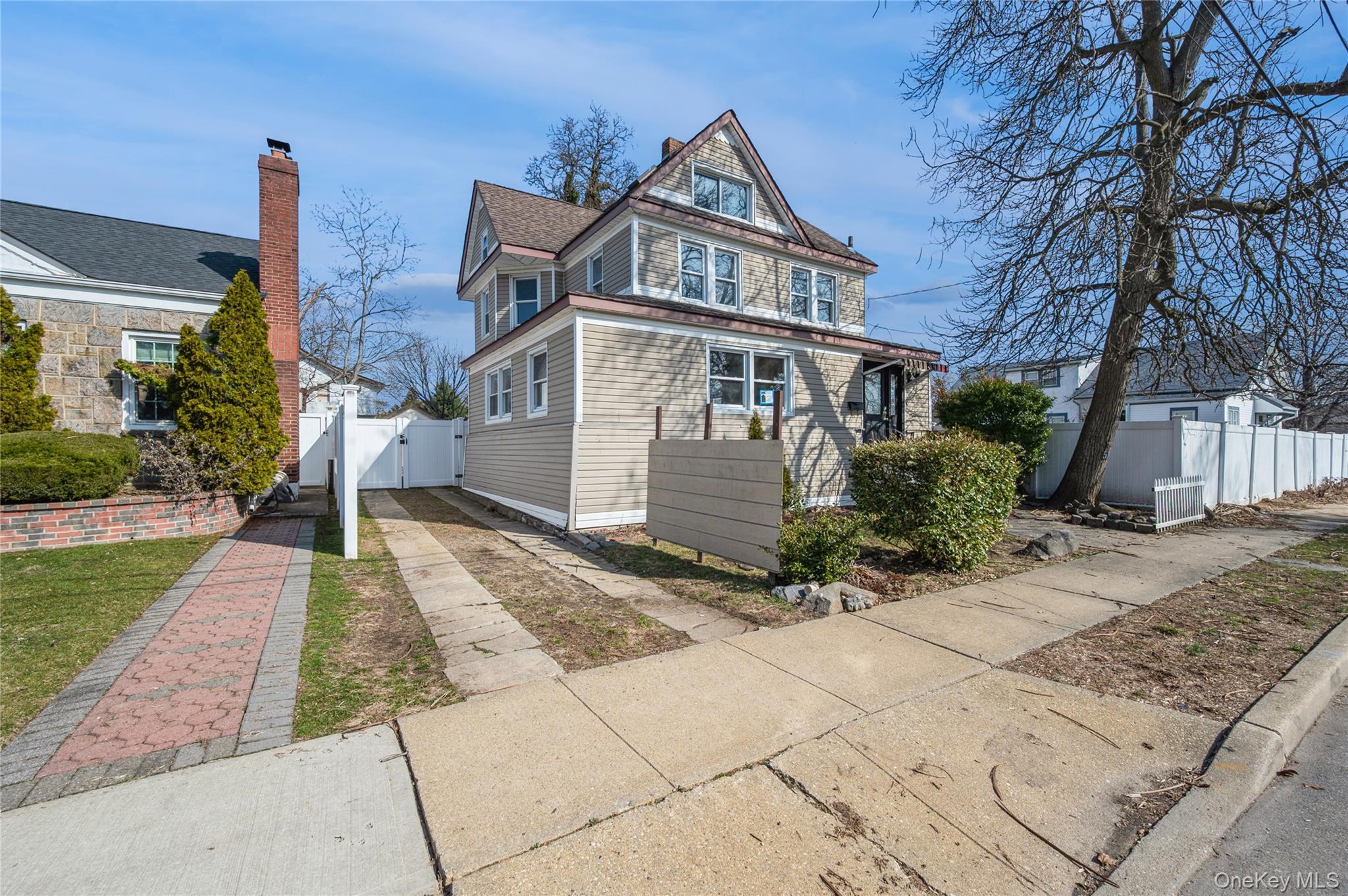 Single Family Church Nassau County, NY 11510, MLS-976432-3