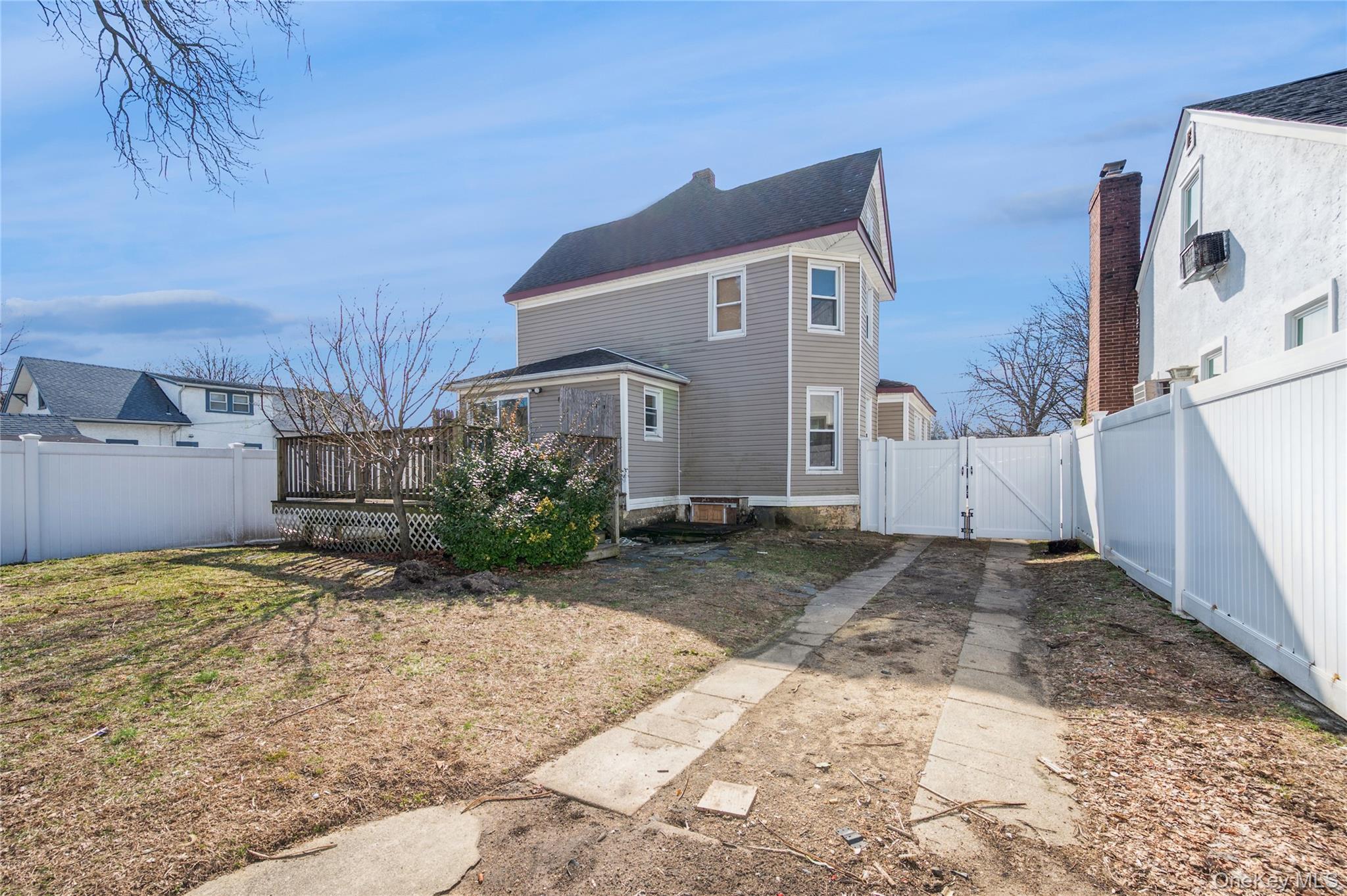 Single Family Church Nassau County, NY 11510, MLS-976432-31