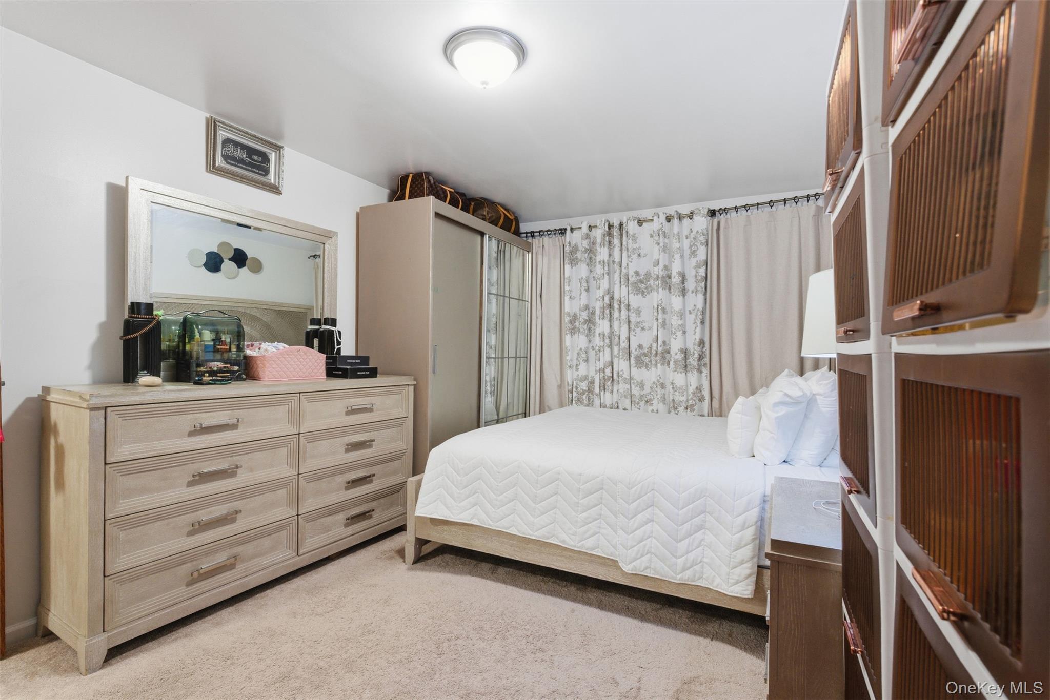 Single Family Unionport  Bronx, NY 10462, MLS-976438-21