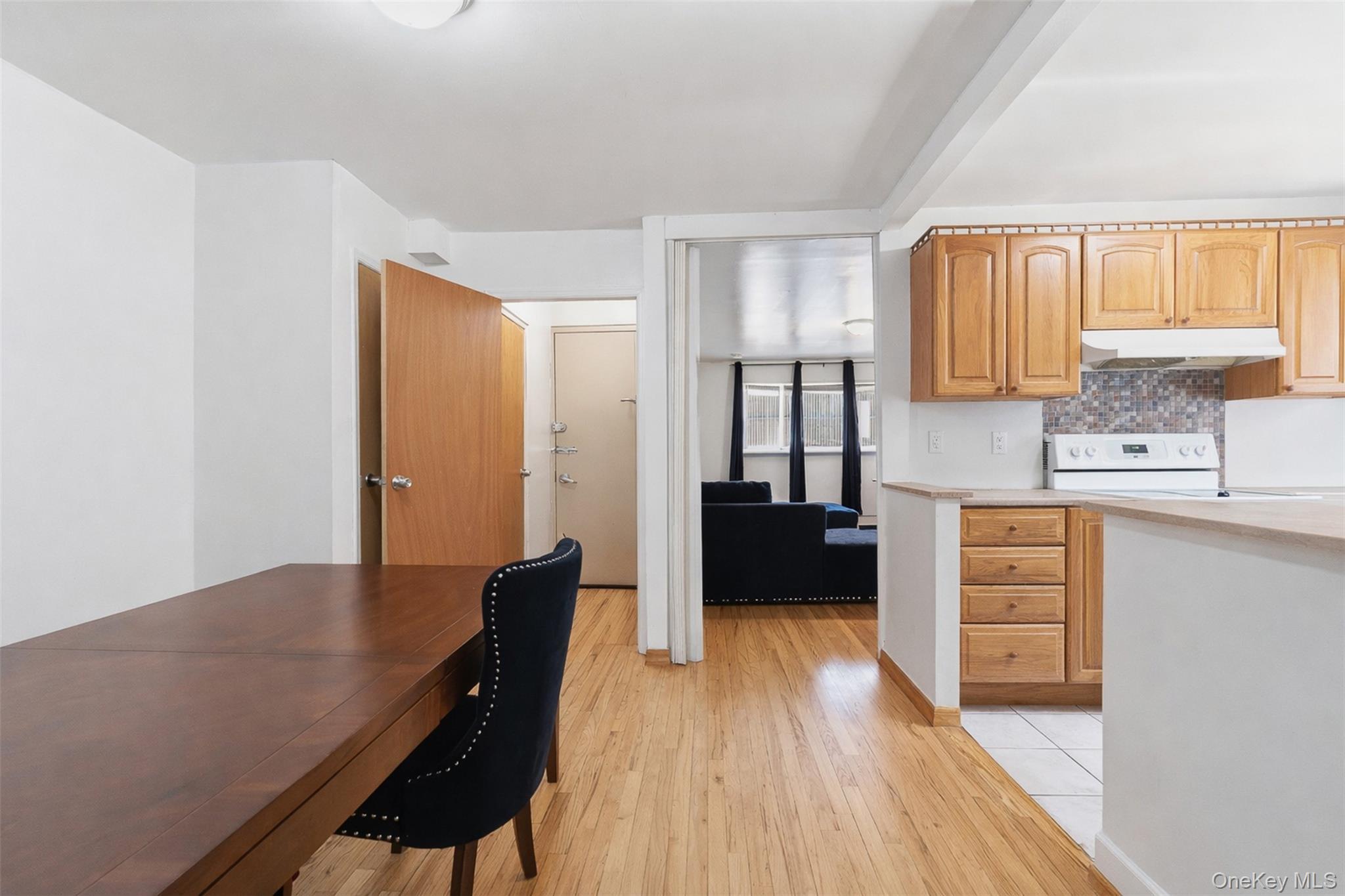 Single Family Unionport  Bronx, NY 10462, MLS-976438-3