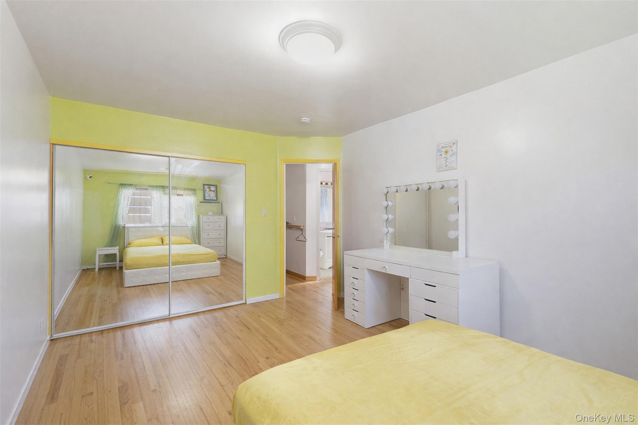 Single Family Unionport  Bronx, NY 10462, MLS-976438-8