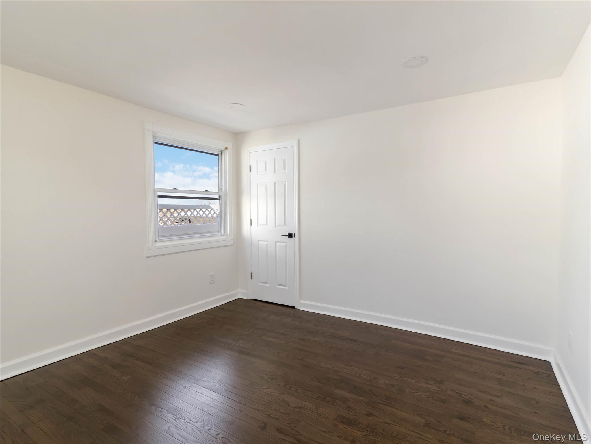 Single Family New  Westchester County, NY 10704, MLS-976445-10