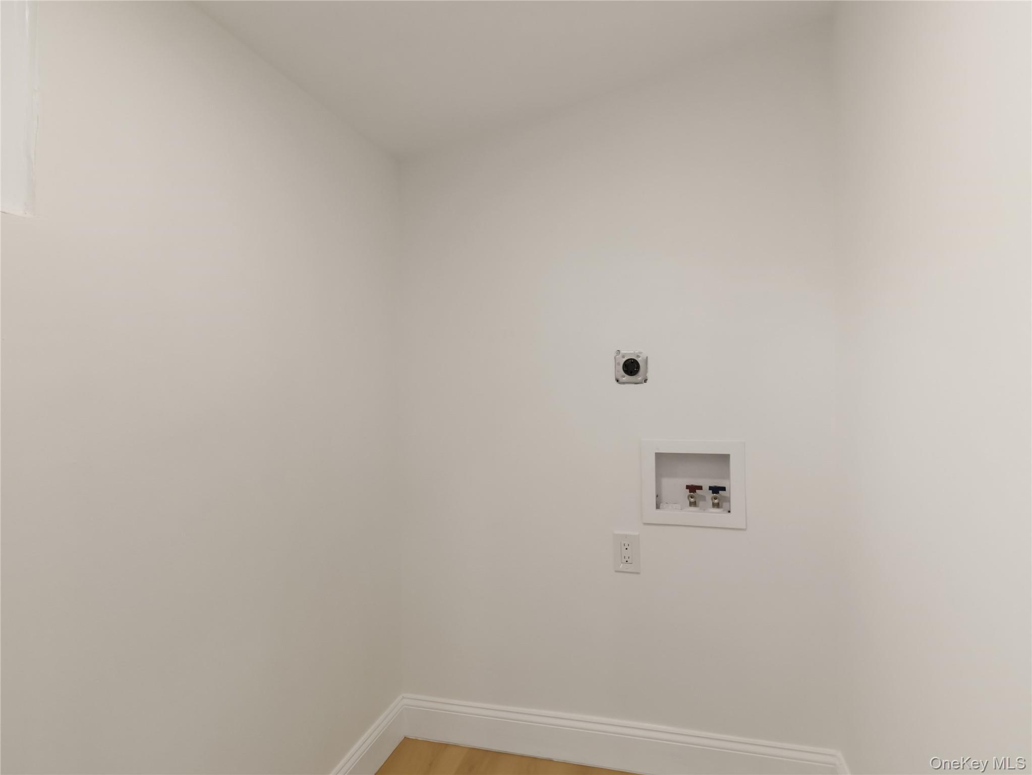 Single Family New  Westchester County, NY 10704, MLS-976445-11