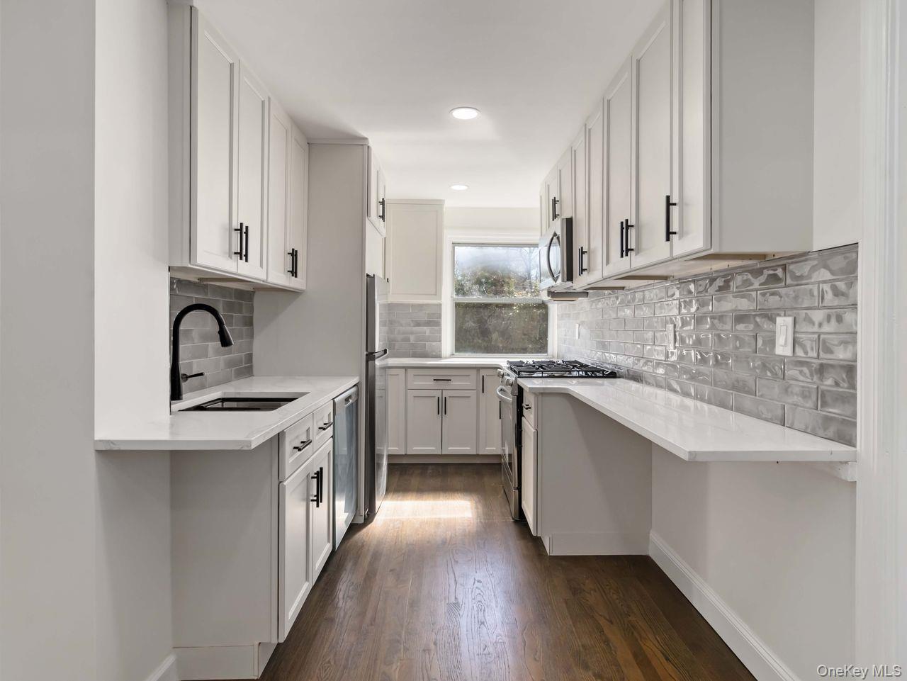 Single Family New  Westchester County, NY 10704, MLS-976445-2