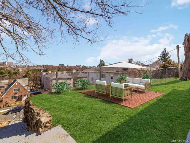 Single Family New  Westchester County, NY 10704, MLS-976445-4