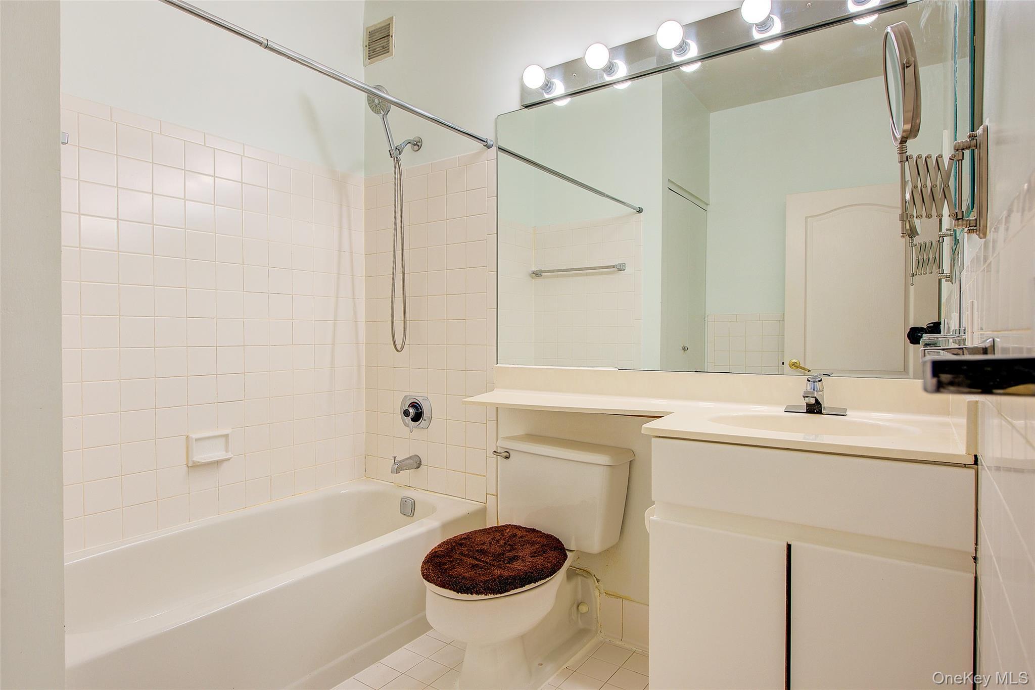 Condo Louisiana  Brooklyn, NY 11239, MLS-976453-13