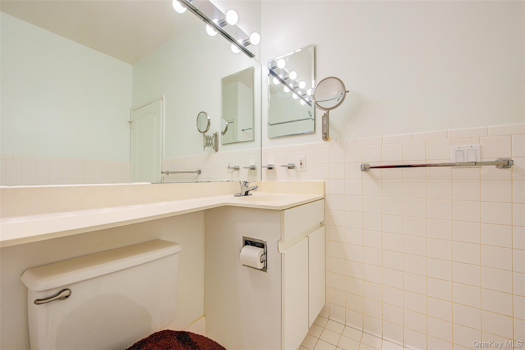 Condo Louisiana  Brooklyn, NY 11239, MLS-976453-15