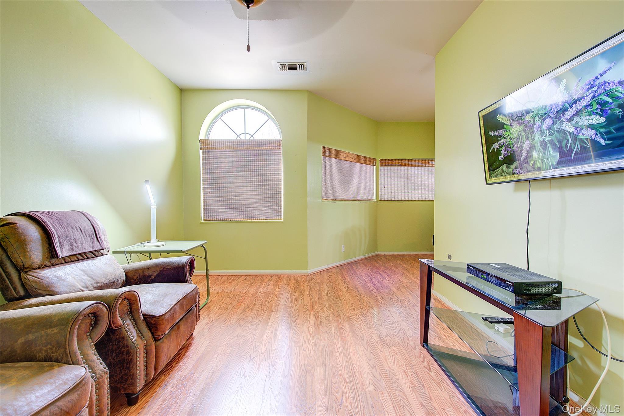 Condo Louisiana  Brooklyn, NY 11239, MLS-976453-20