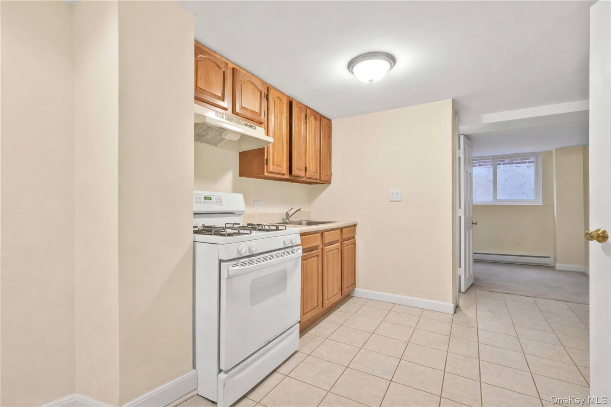 Single Family 71st  Queens, NY 11367, MLS-976477-26