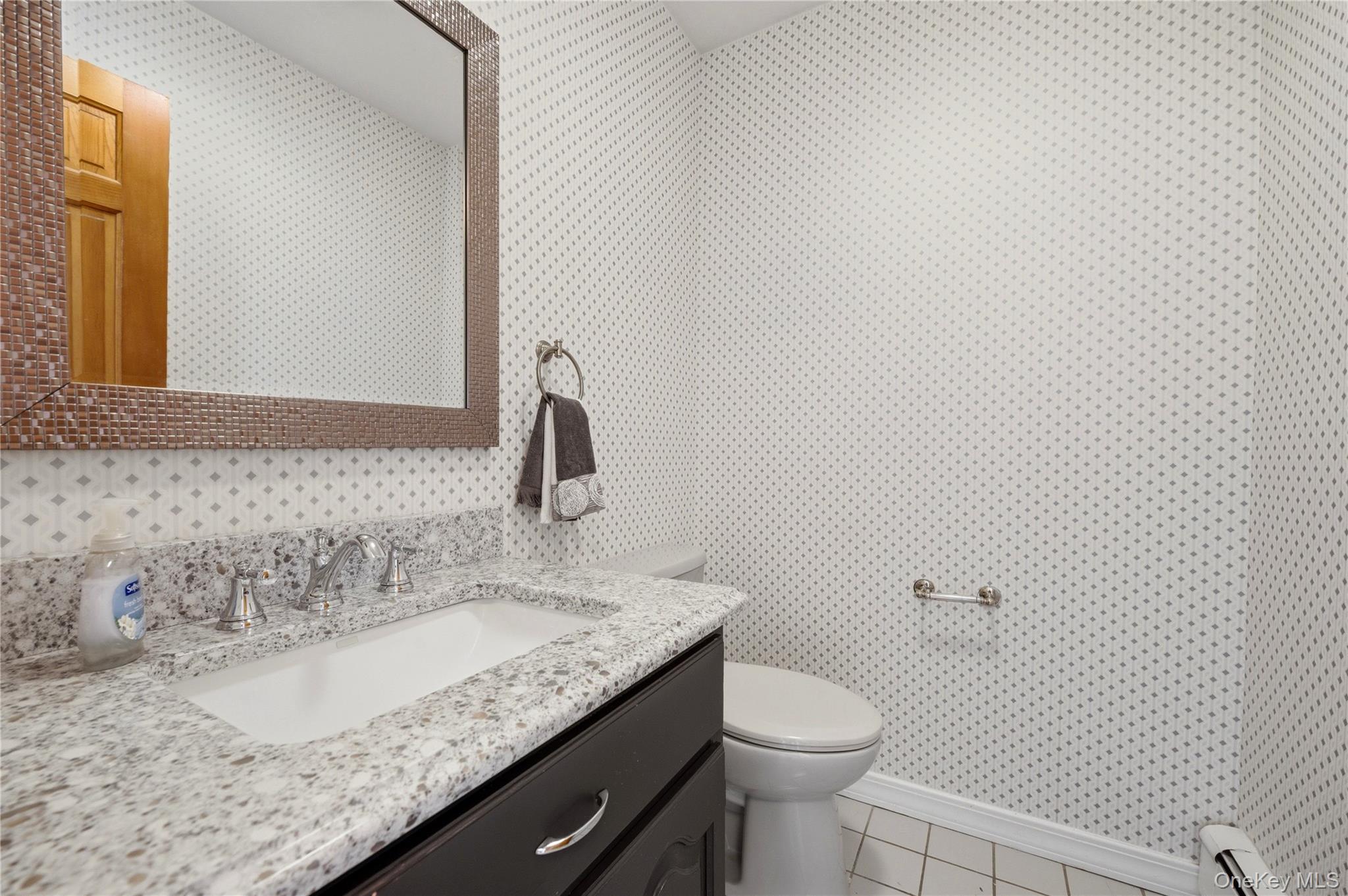 Single Family Ridge  Orange County, NY 10916, MLS-976484-24