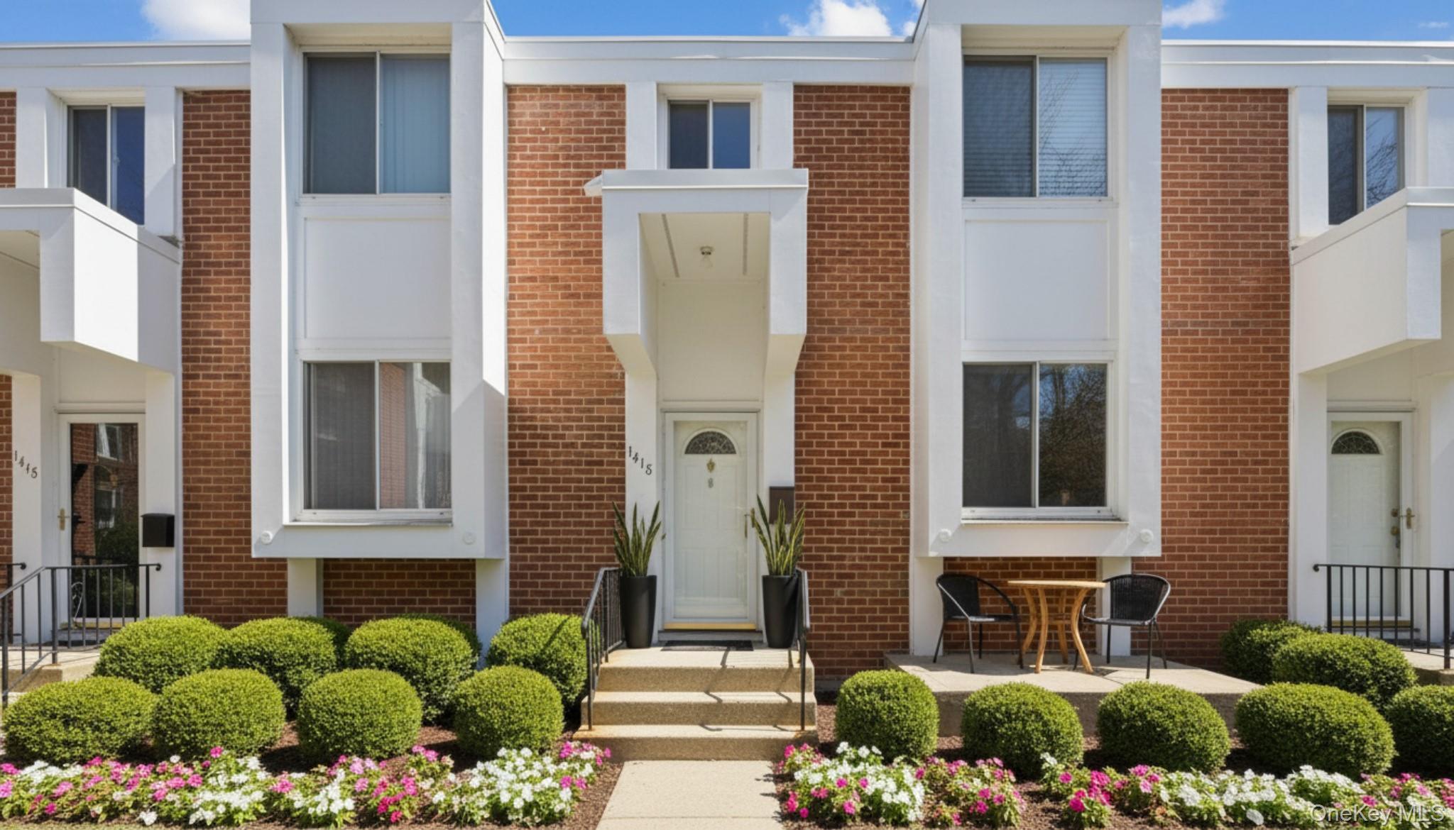 Condo Fox Glen  Westchester County, NY 10530, MLS-976489-23