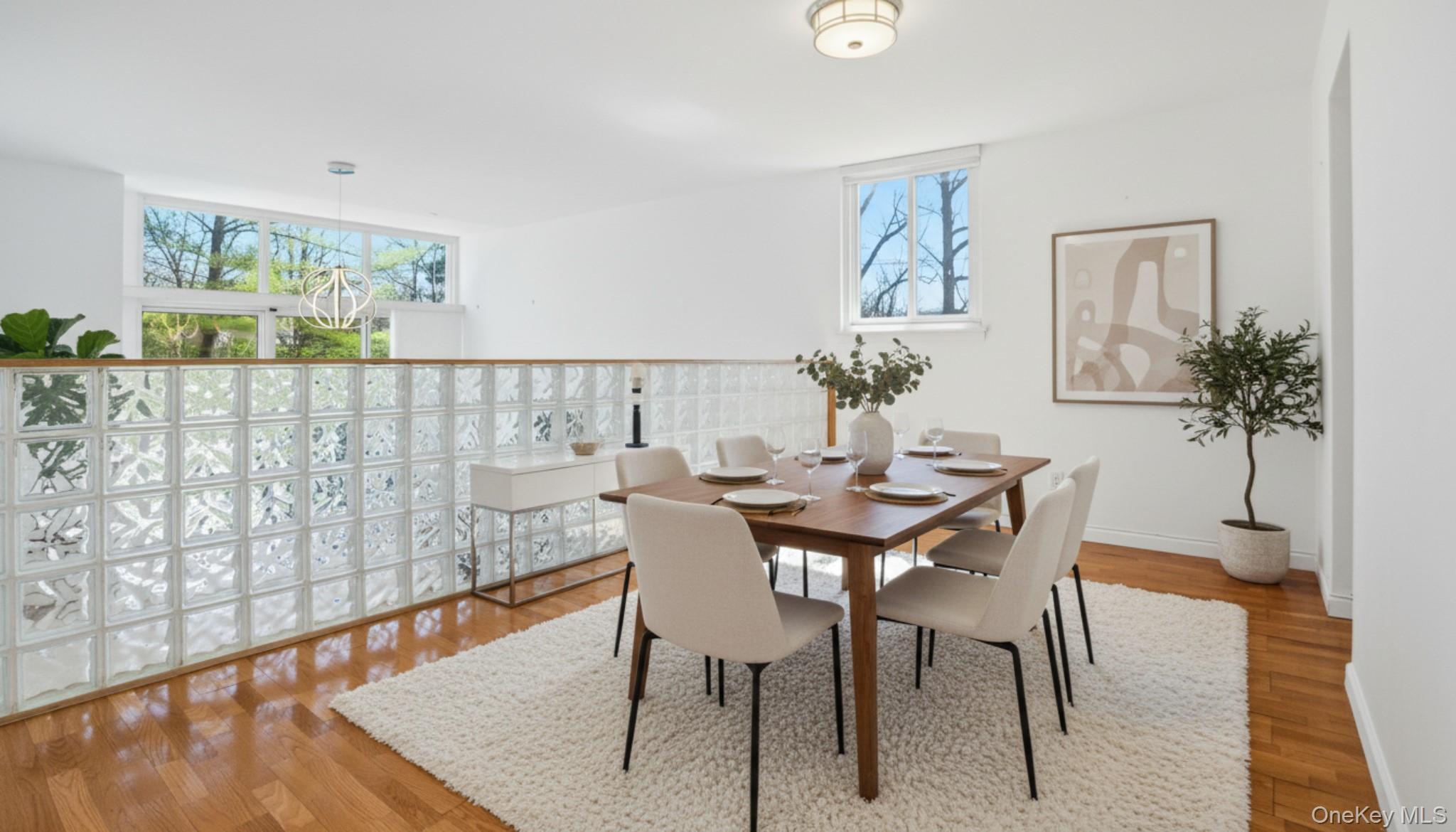 Condo Fox Glen  Westchester County, NY 10530, MLS-976489-7