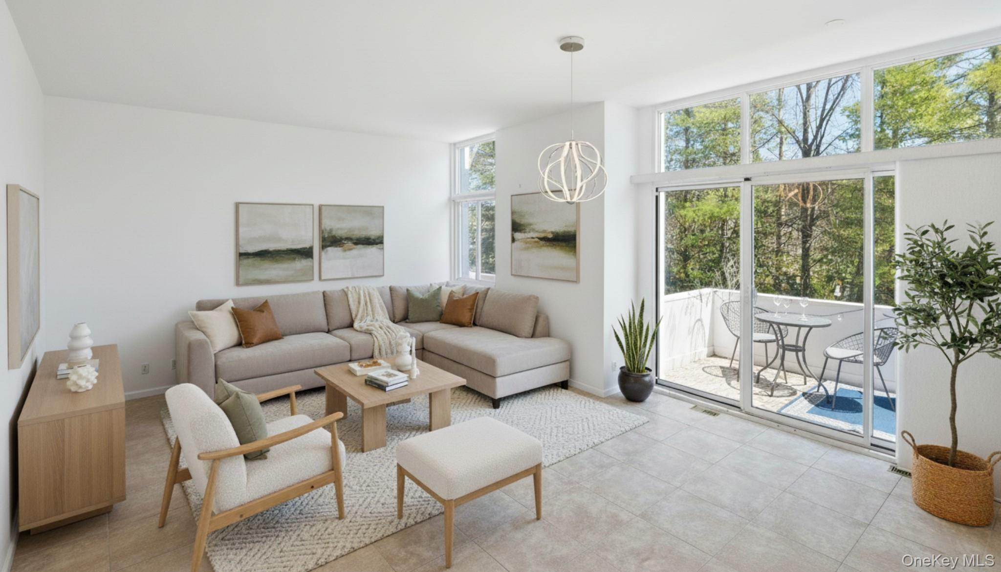 Condo Fox Glen  Westchester County, NY 10530, MLS-976489-9