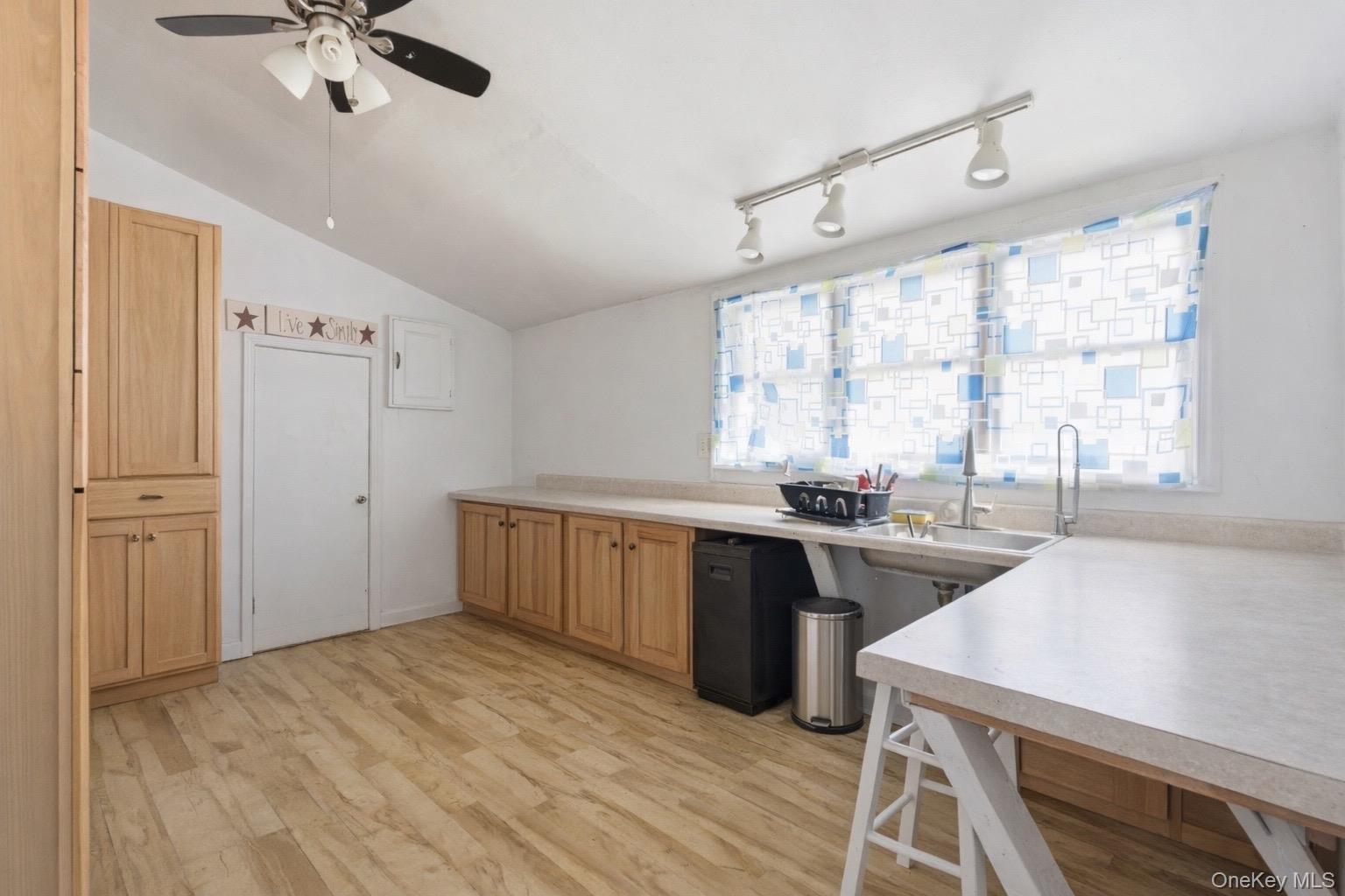 Single Family Cross Bay  Queens, NY 11693, MLS-976511-15