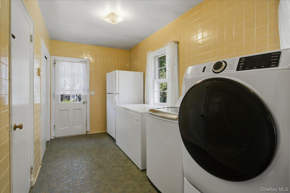 Single Family Beaufort Street Westchester County, NY 10607, MLS-976522-13