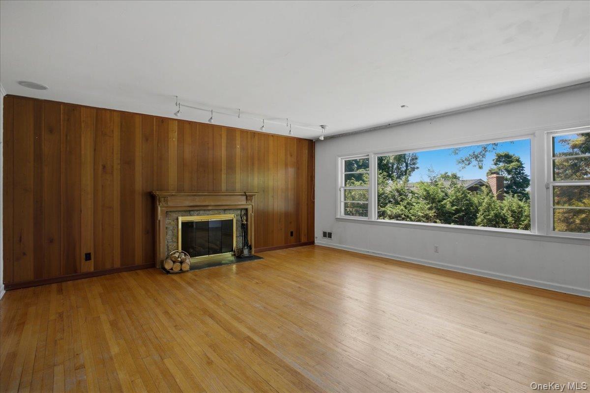 Single Family Beaufort Street Westchester County, NY 10607, MLS-976522-4
