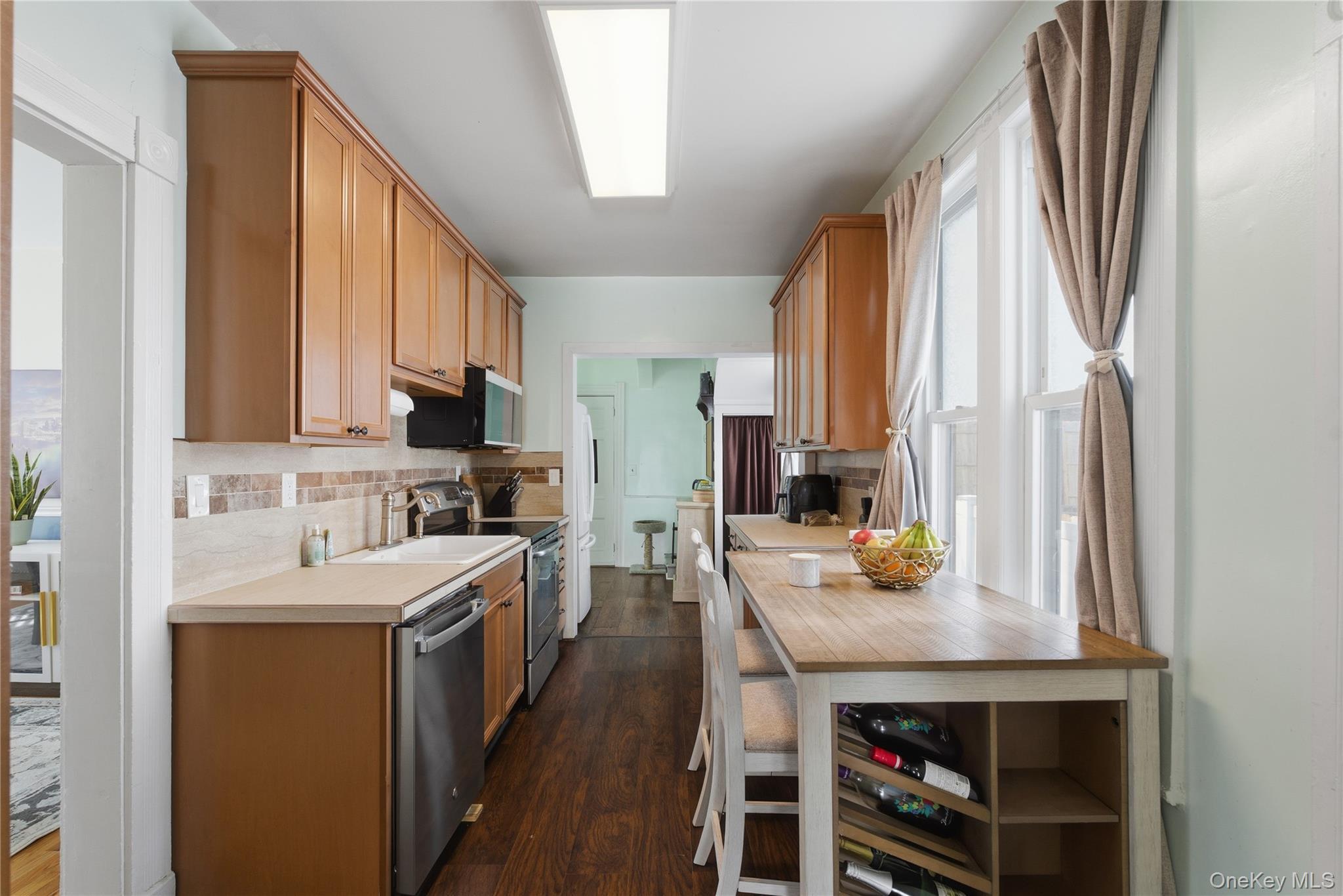 Single Family Depew  Westchester County, NY 10566, MLS-976536-12