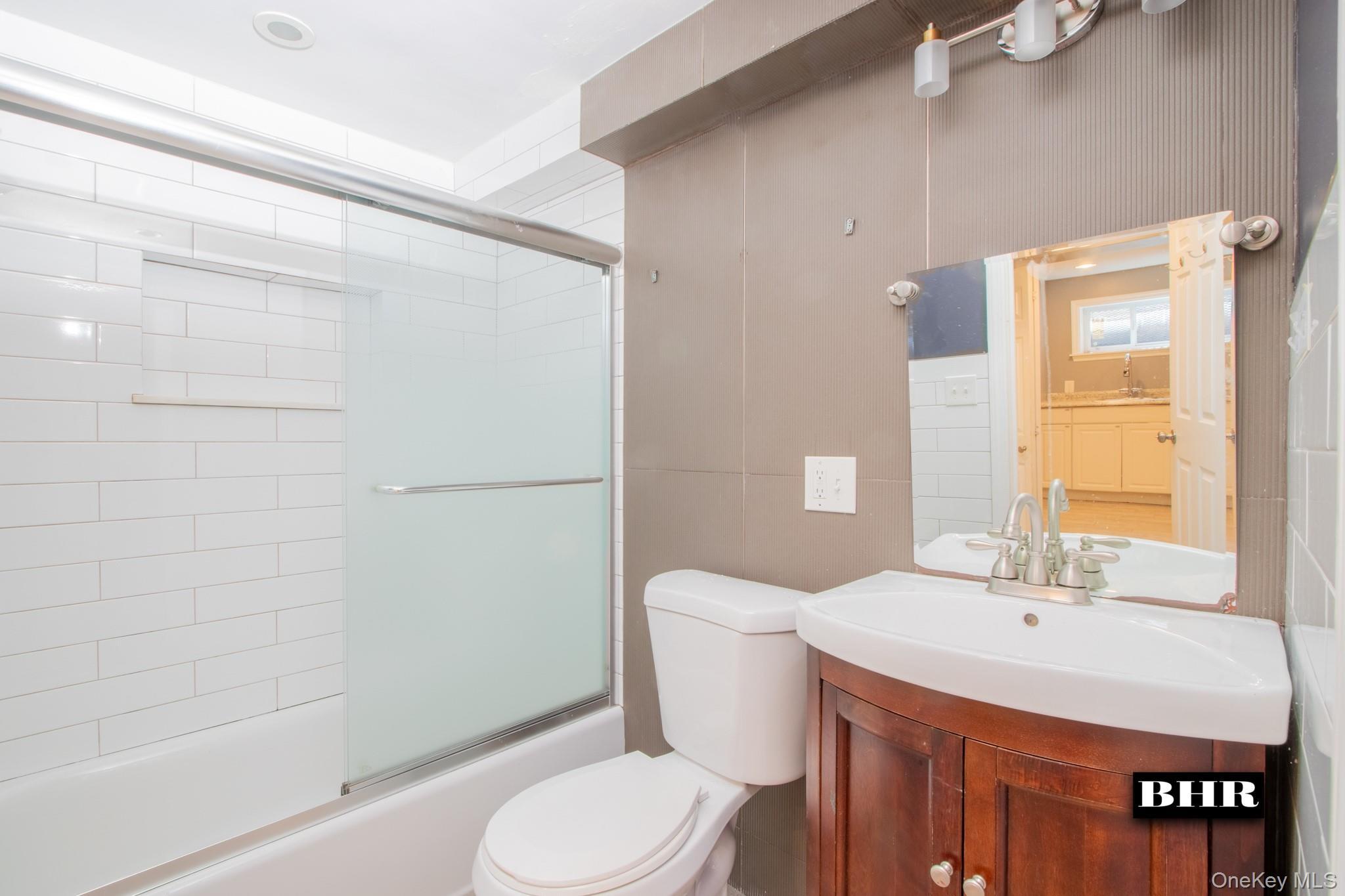 Single Family Beaumont  Brooklyn, NY 11235, MLS-976538-26