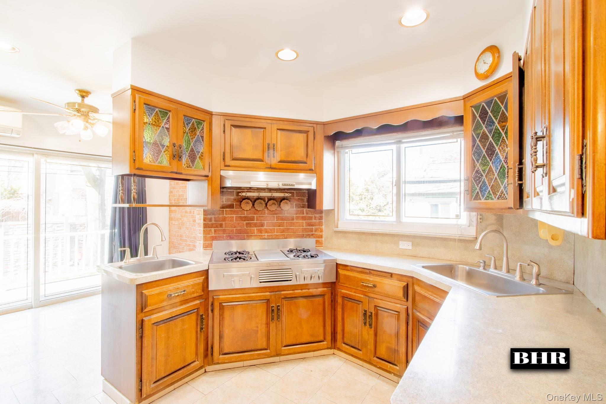 Single Family Beaumont  Brooklyn, NY 11235, MLS-976538-3