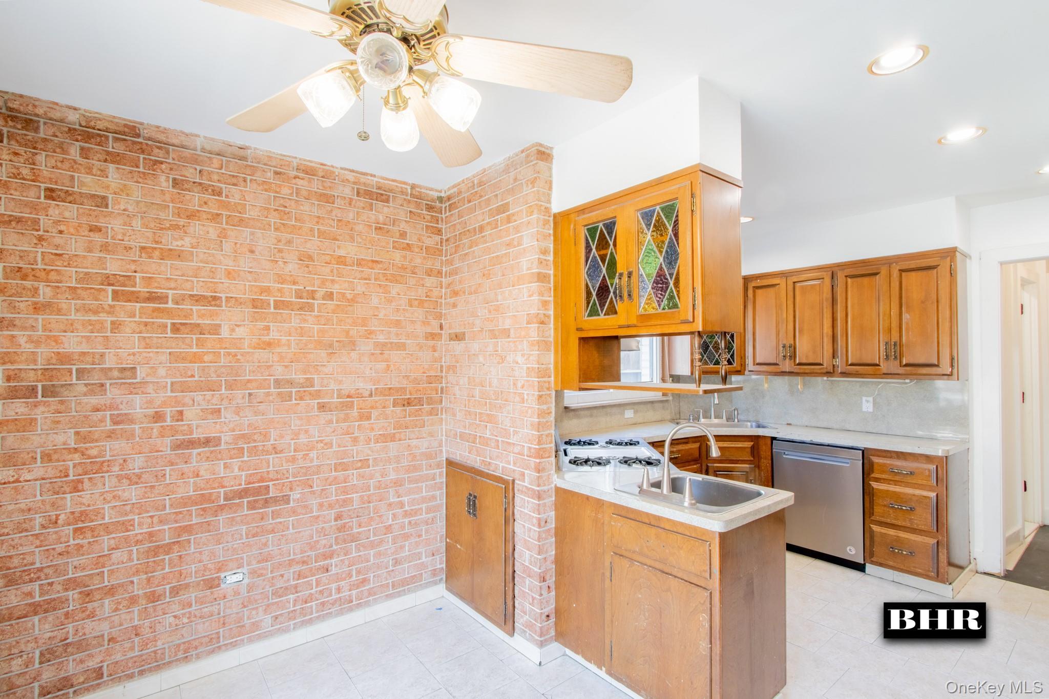 Single Family Beaumont  Brooklyn, NY 11235, MLS-976538-4