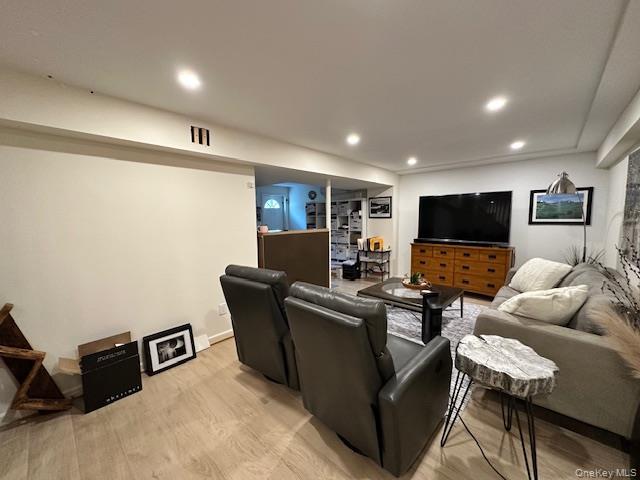 Single Family N Columbine Avenue Suffolk County, NY 11946, MLS-976543-17
