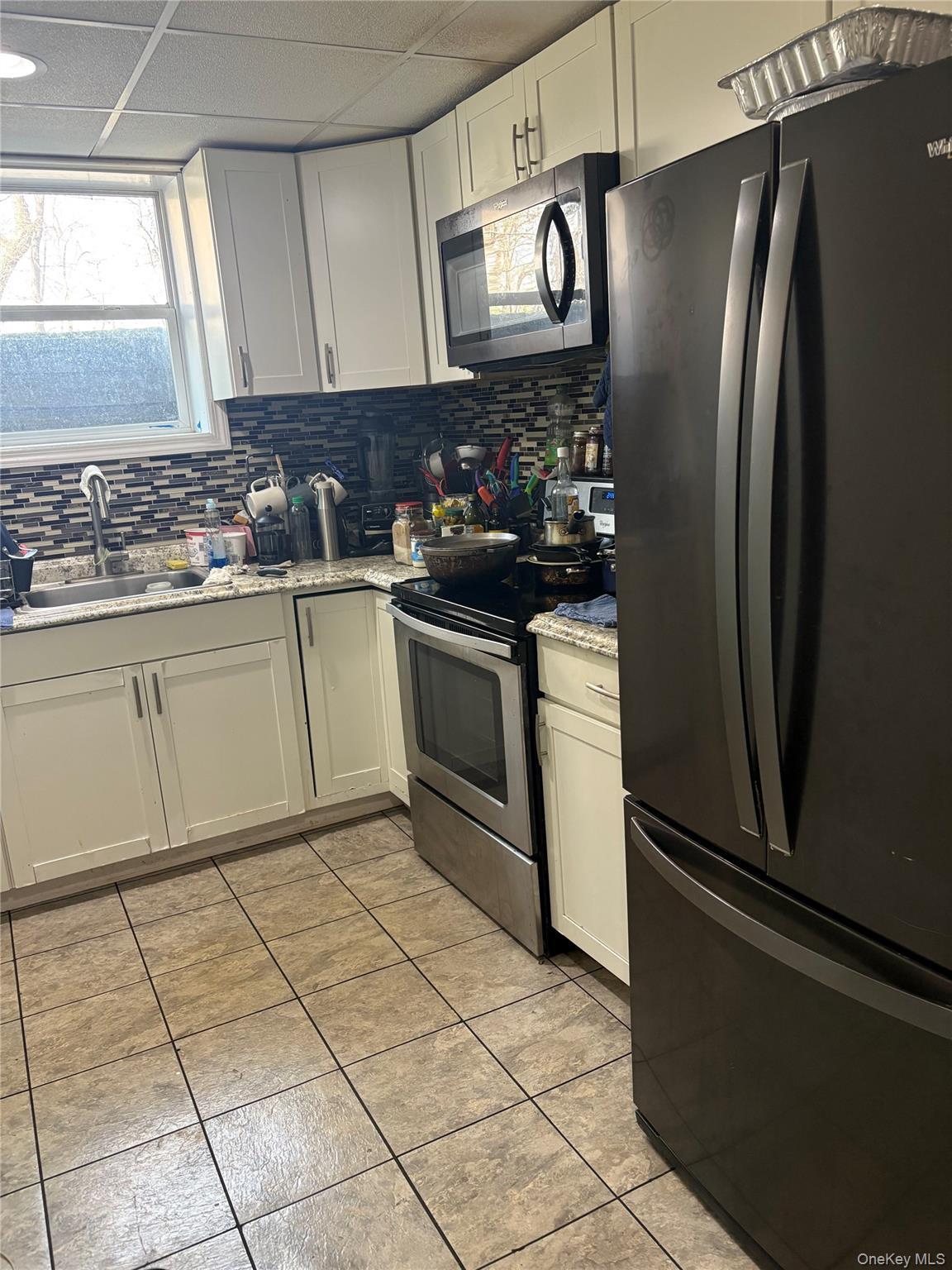 Single Family 1st  Suffolk County, NY 11727, MLS-976545-27