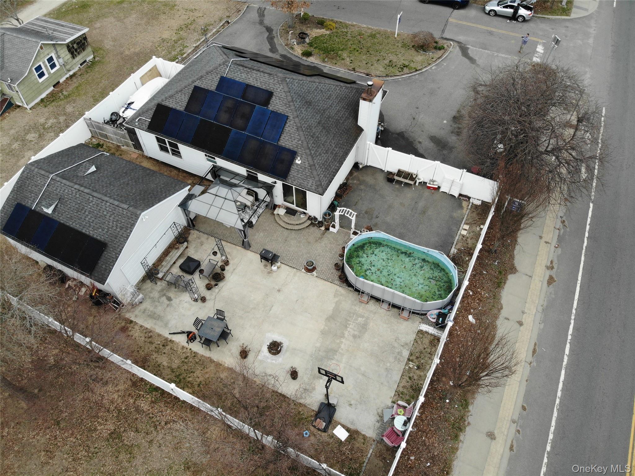 Single Family 1st  Suffolk County, NY 11727, MLS-976545-33