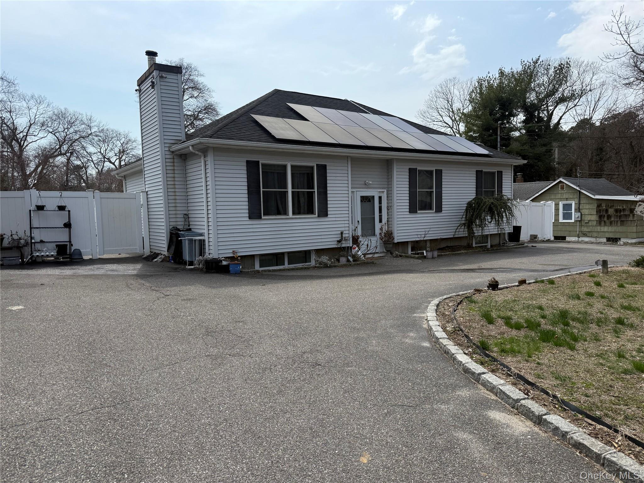 Single Family 1st  Suffolk County, NY 11727, MLS-976545-6