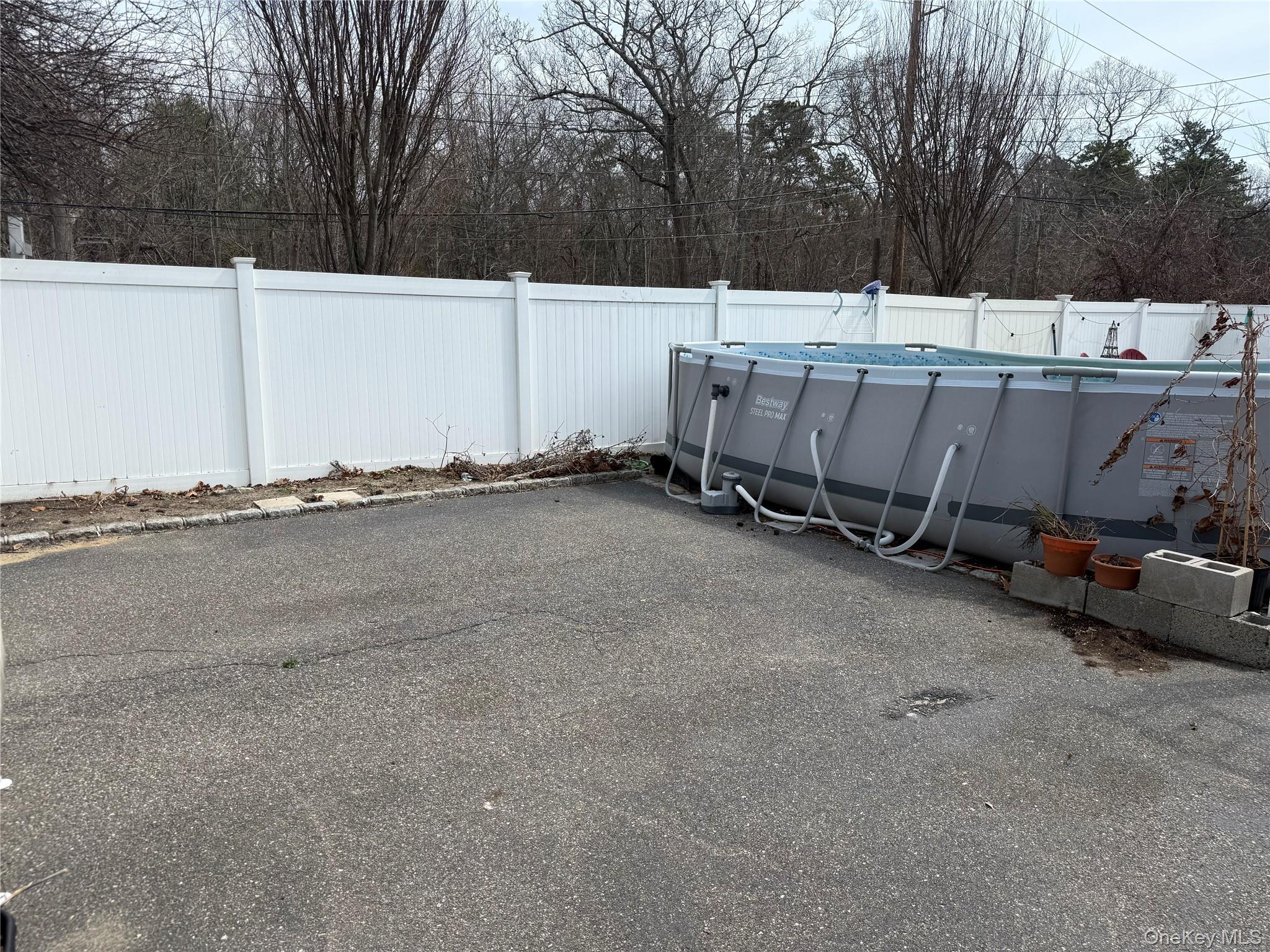 Single Family 1st  Suffolk County, NY 11727, MLS-976545-8