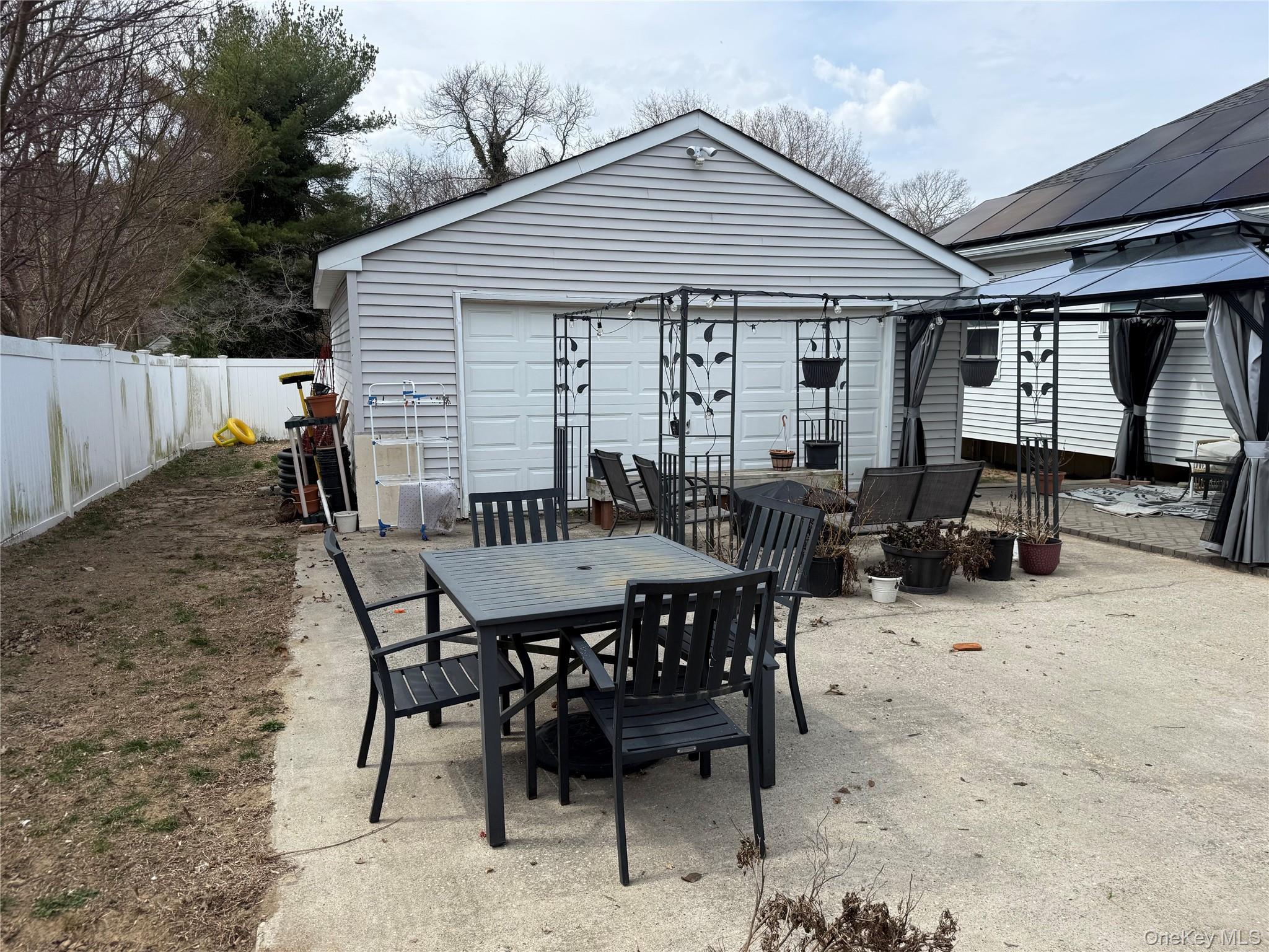 Single Family 1st  Suffolk County, NY 11727, MLS-976545-9